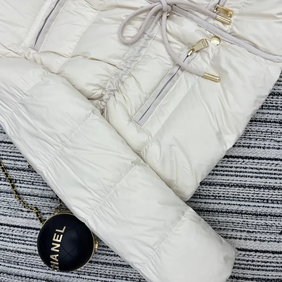 Куртки И Пуховики Женские Moncler 3731