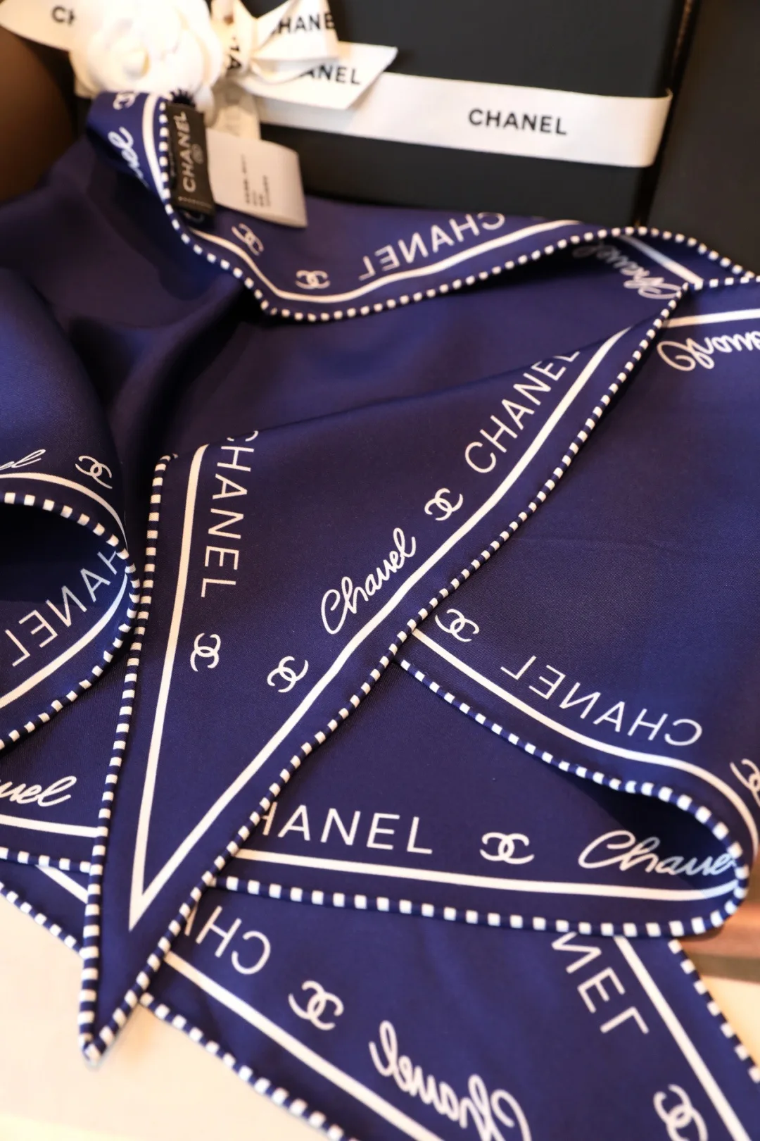 Платки Chanel 12794595