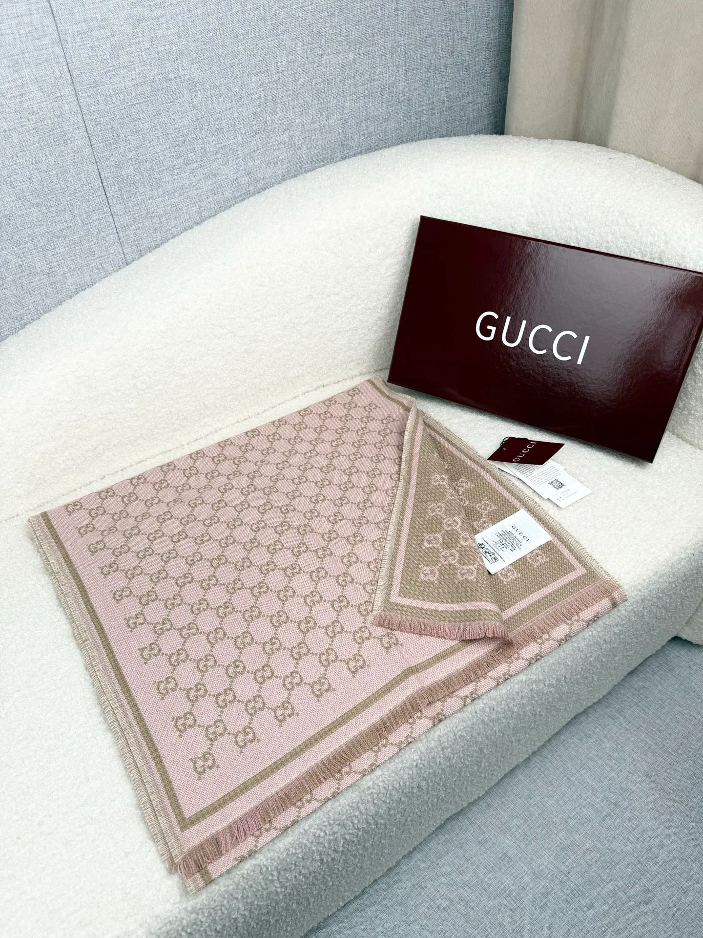 Шарфы Gucci 205926