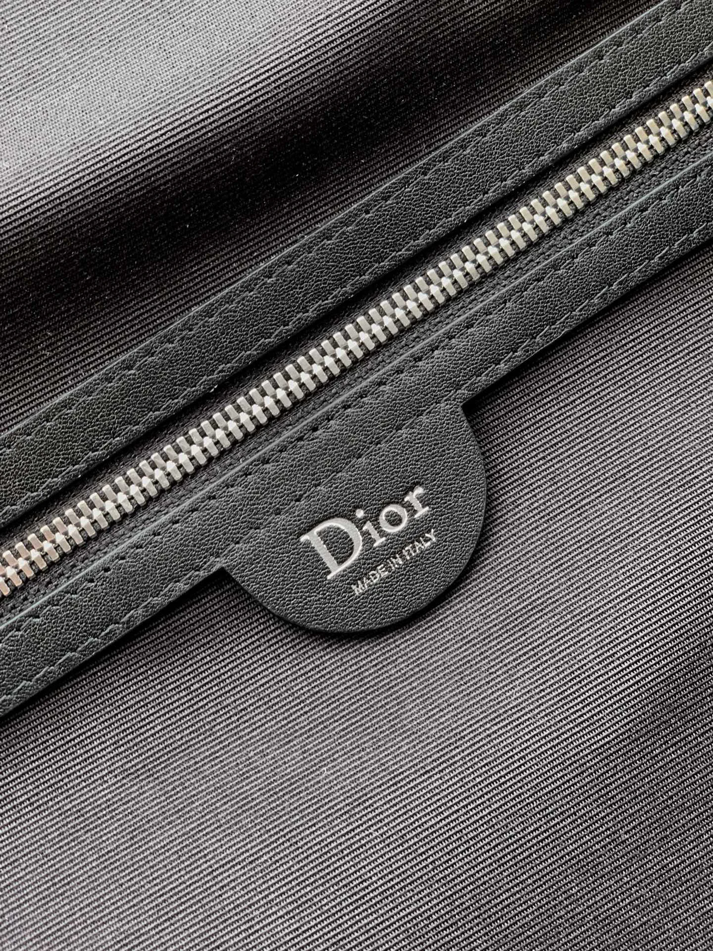 Сумки На Ремне Женские Christian Dior 12699474