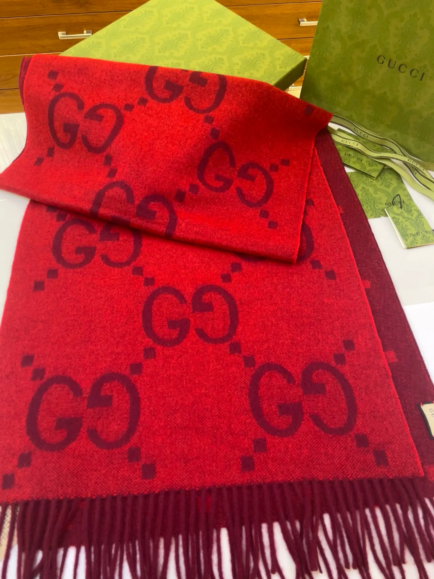 Шарфы Gucci 703033