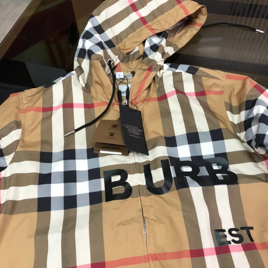 Куртки Женские Burberry 6179