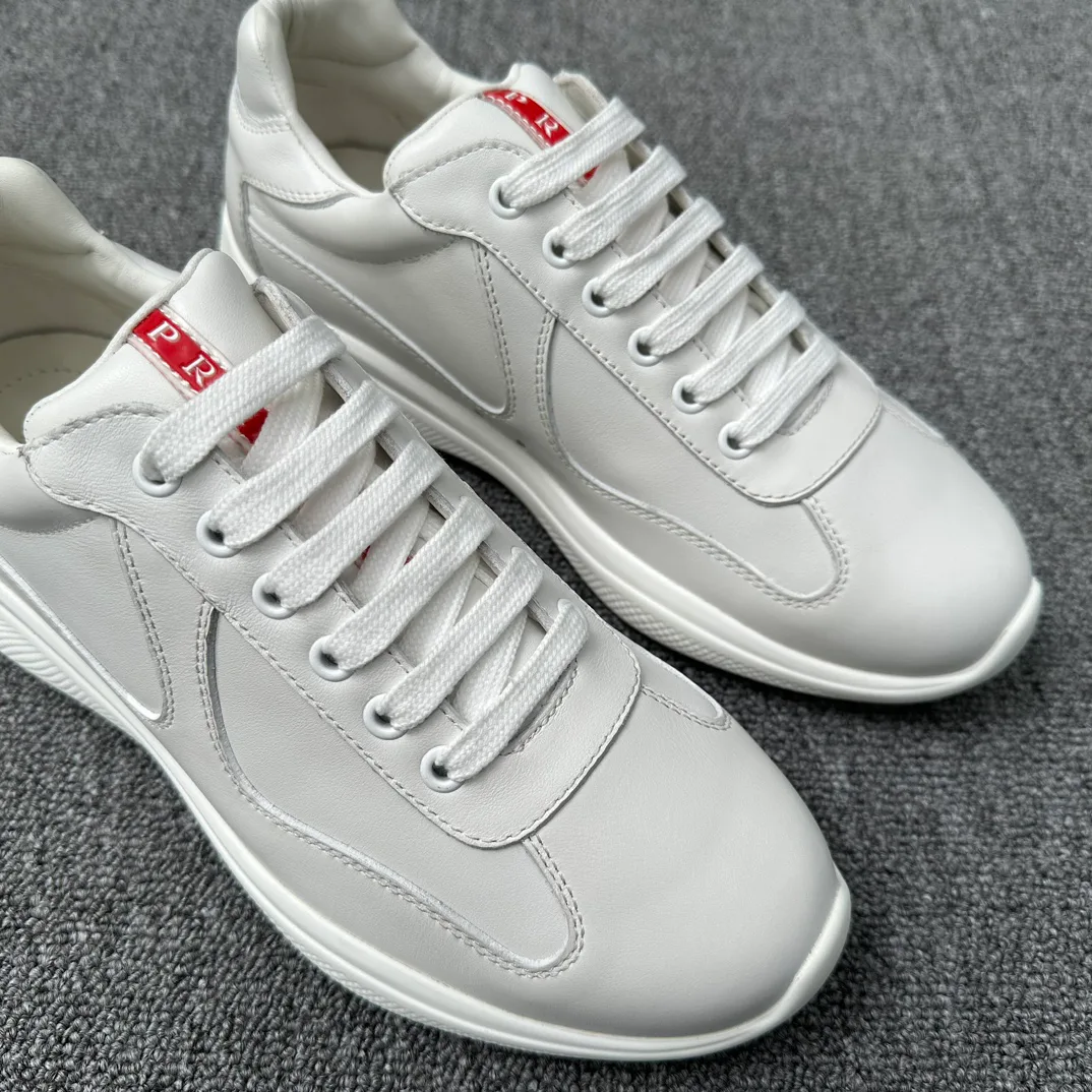 Кроссовки Мужские Prada 18076319