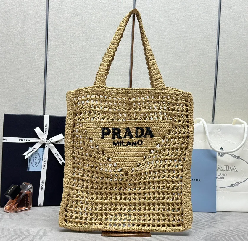 Классические Сумки Женские Prada 11681948