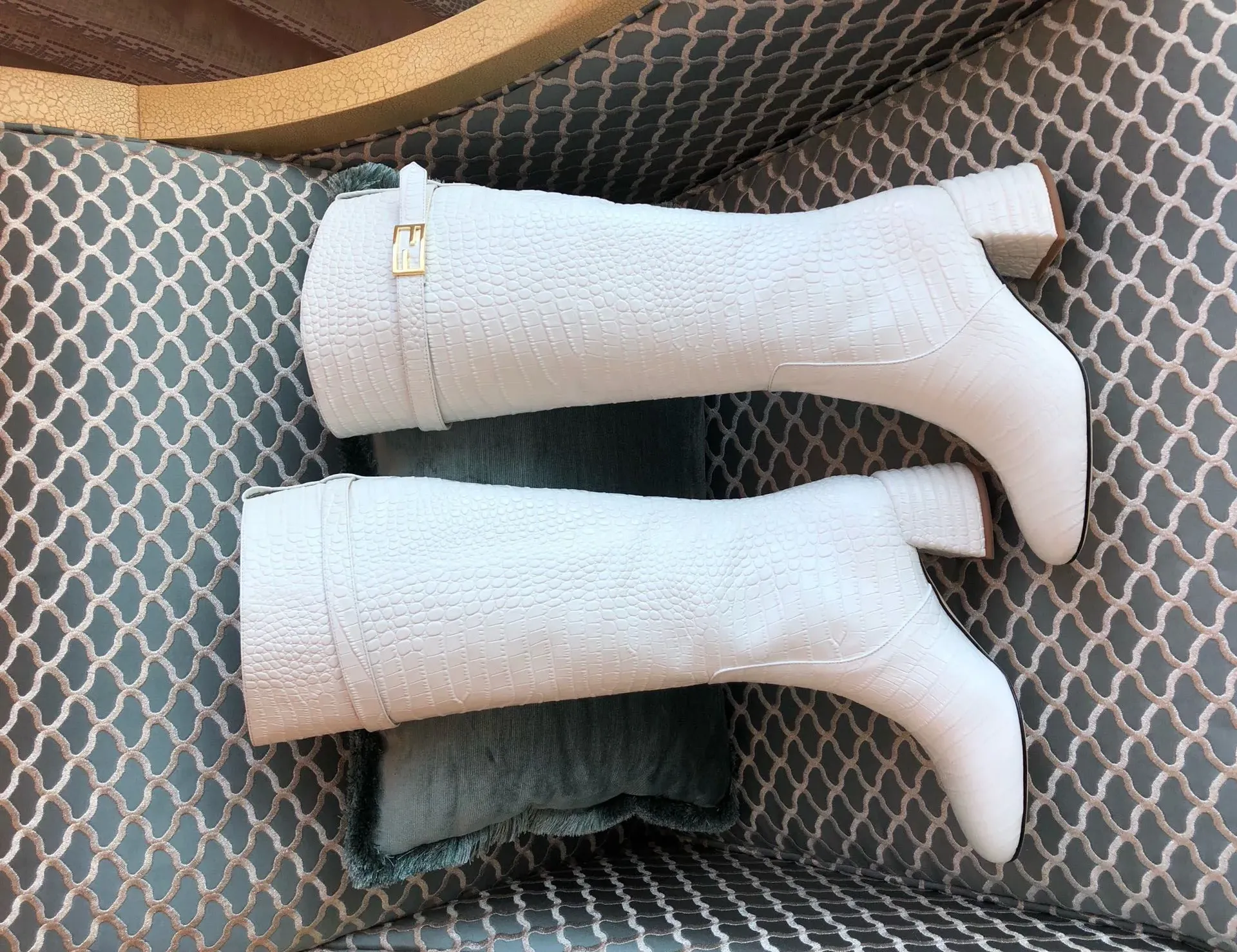 Сапоги Женские Fendi 139717