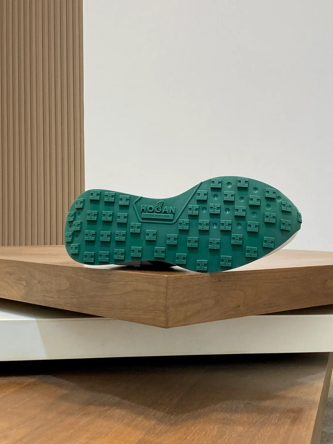 Кроссовки Мужские Hogan 338075