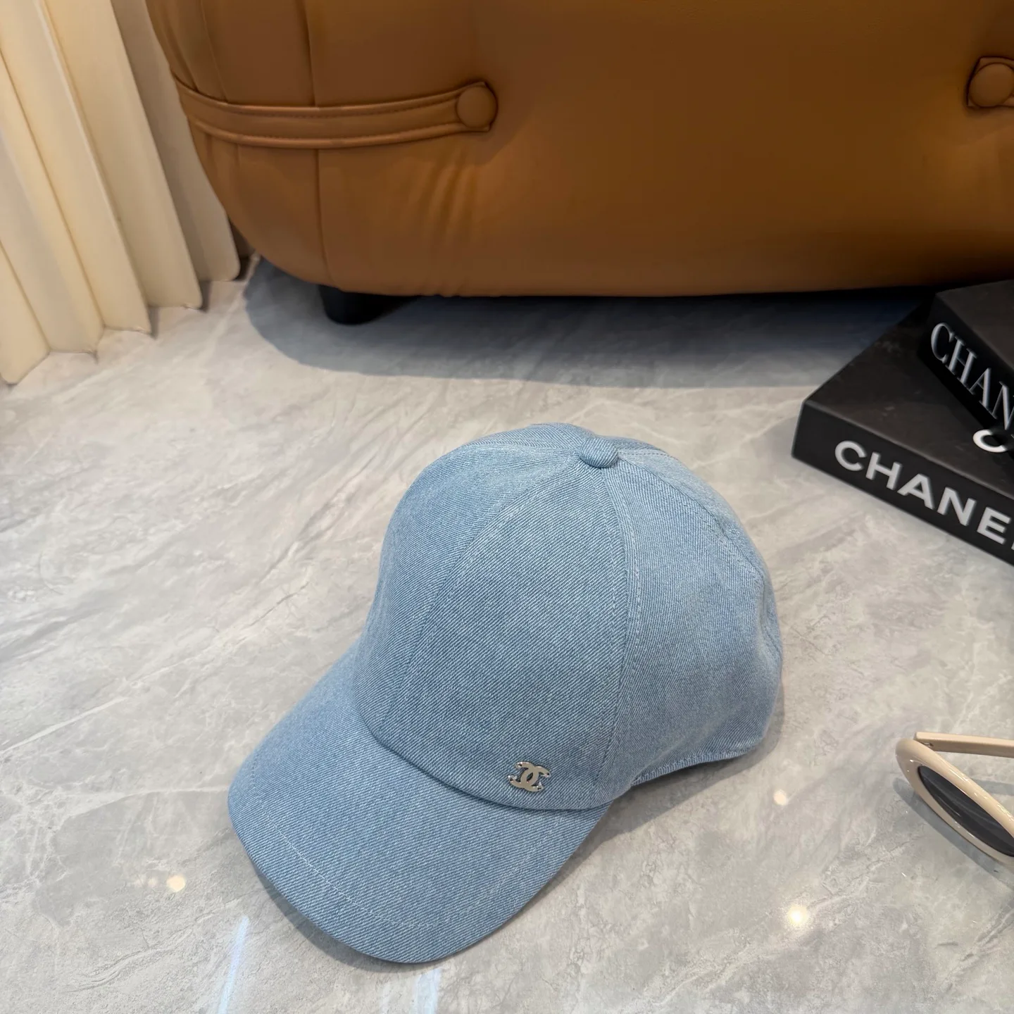 Головные Уборы Chanel 12764975