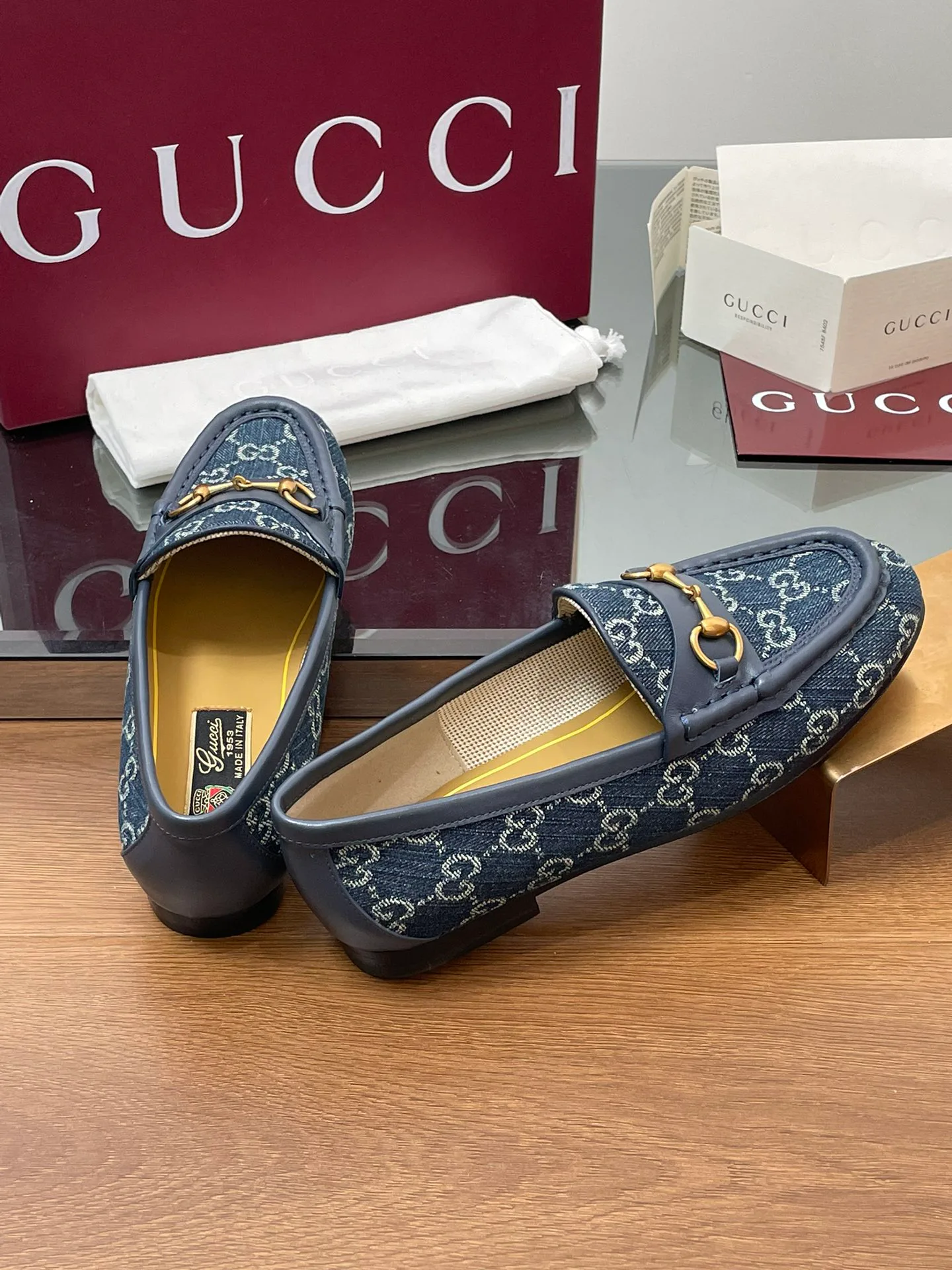 Лоферы И Мокасины Женские Gucci 879026