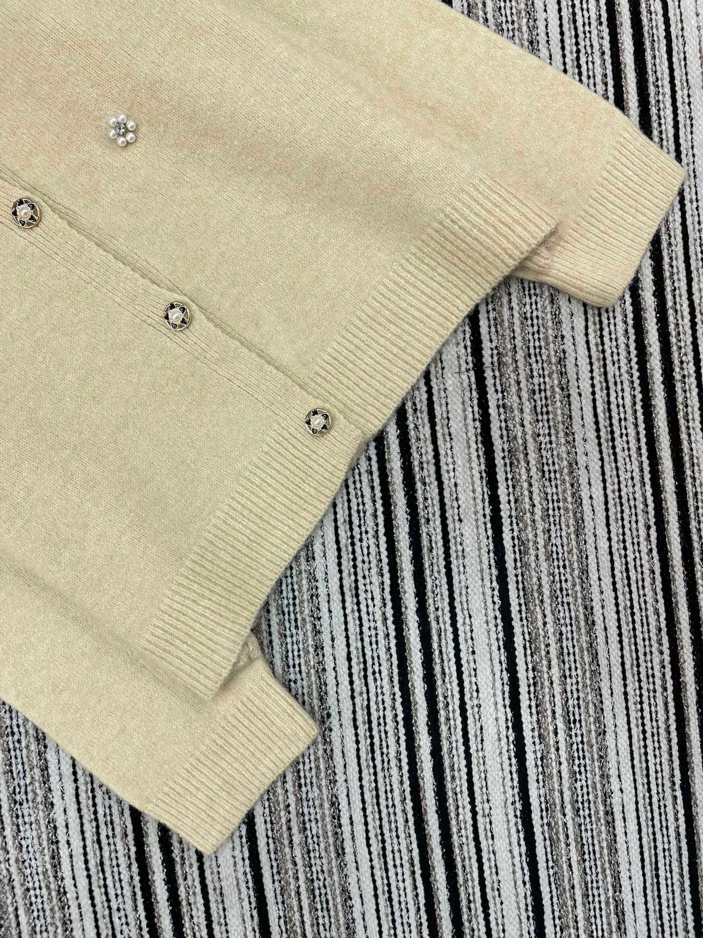 Джемперы И Свитеры Женские Miu Miu 1594021