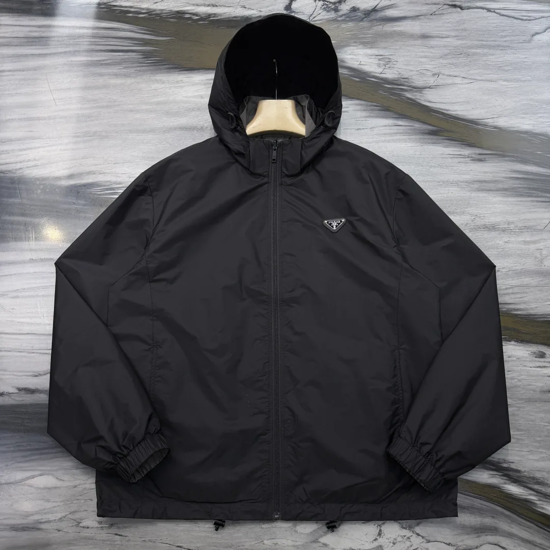 Куртки И Пуховики Мужские Prada 11454407