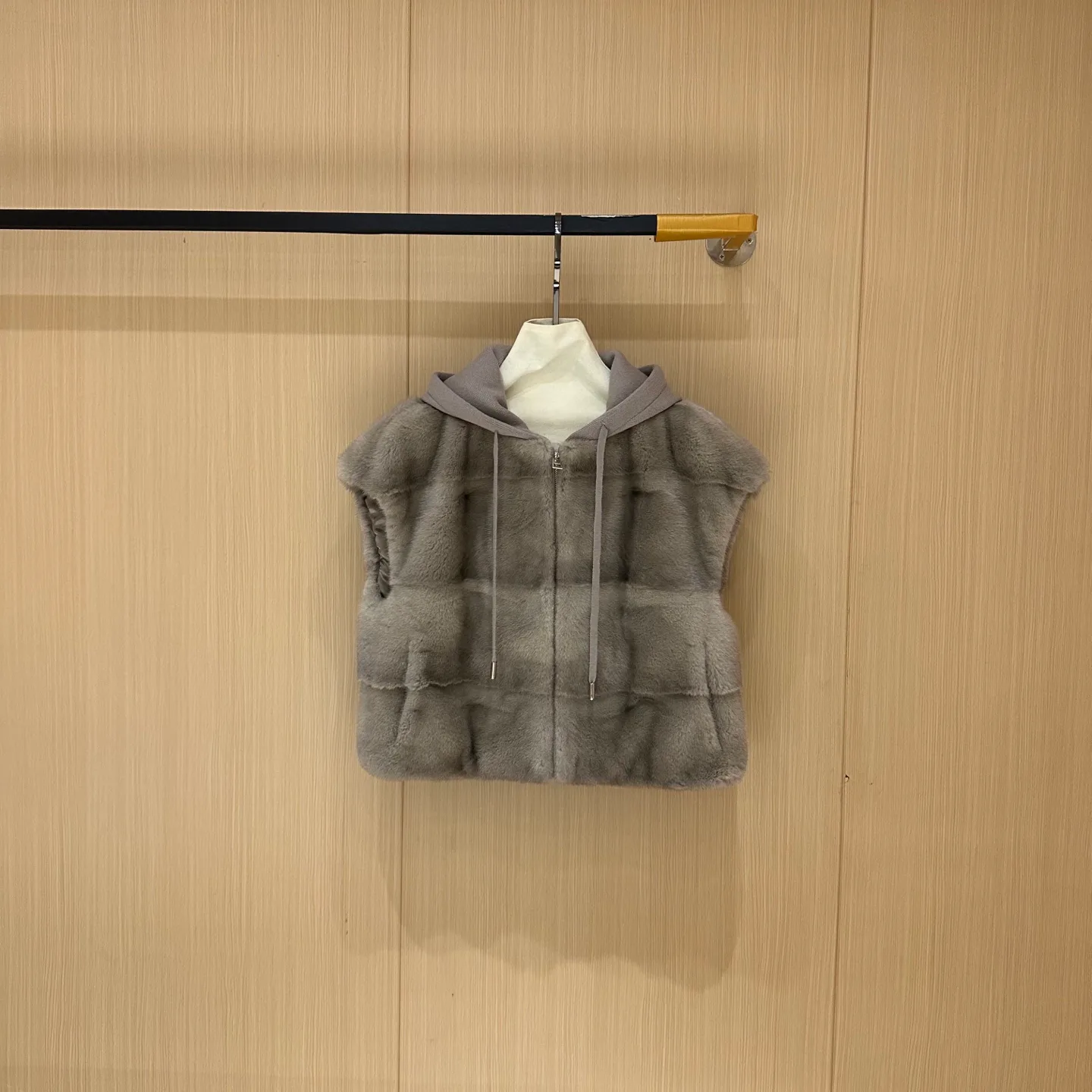 Жилеты Женские Brunello Cucinelli 3424424