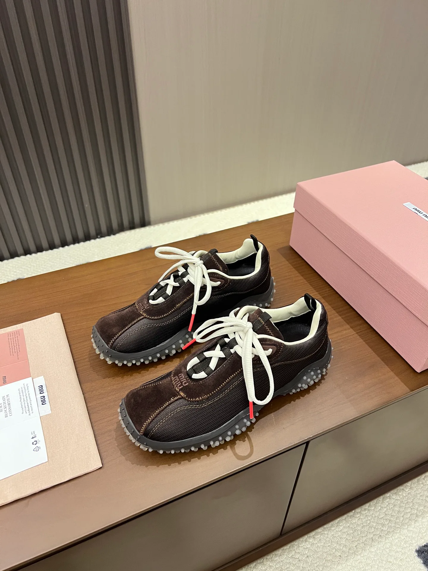 Кроссовки Женские Miu Miu 17968607