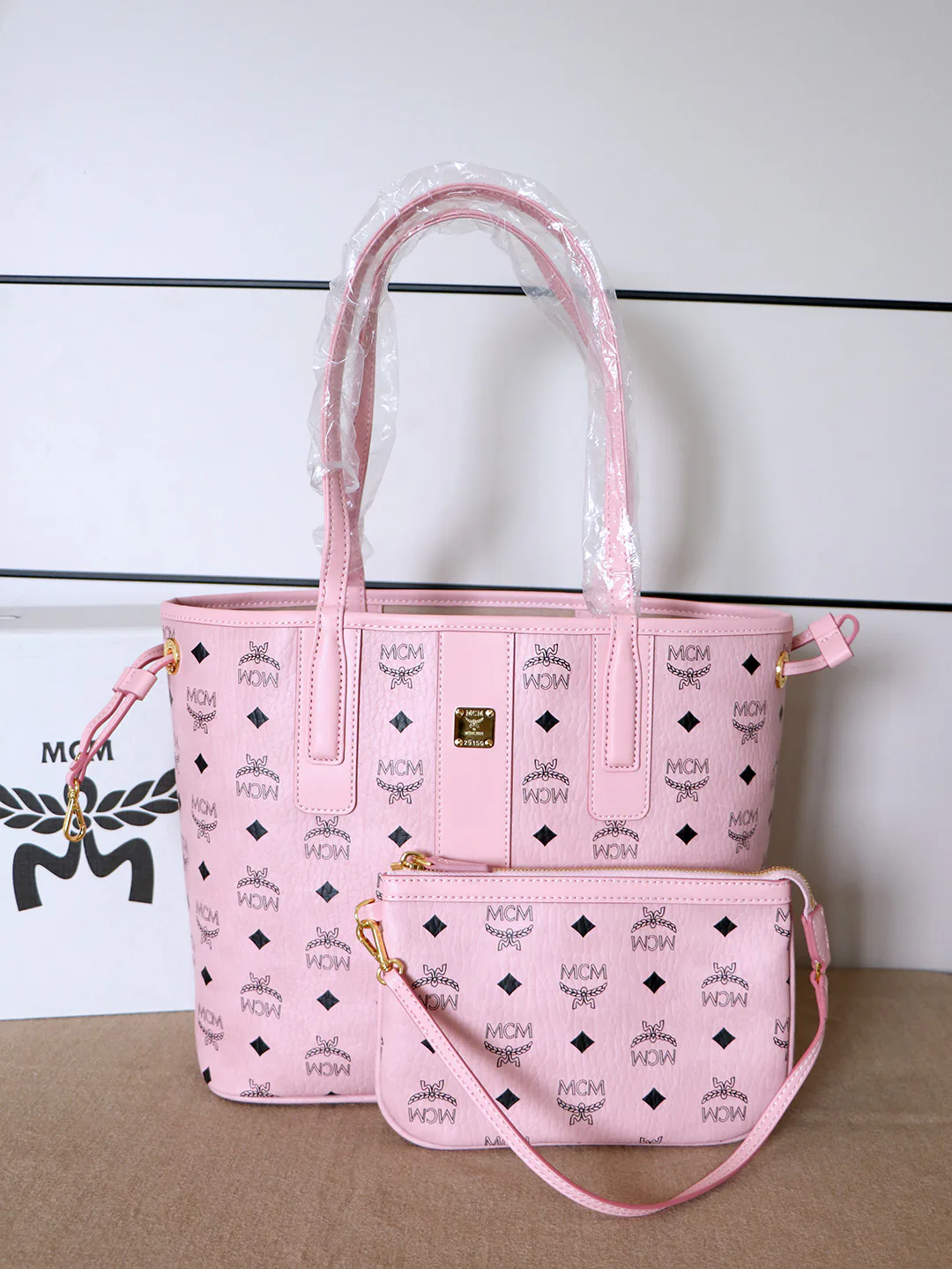 Классические Сумки Женские Mcm 18223303