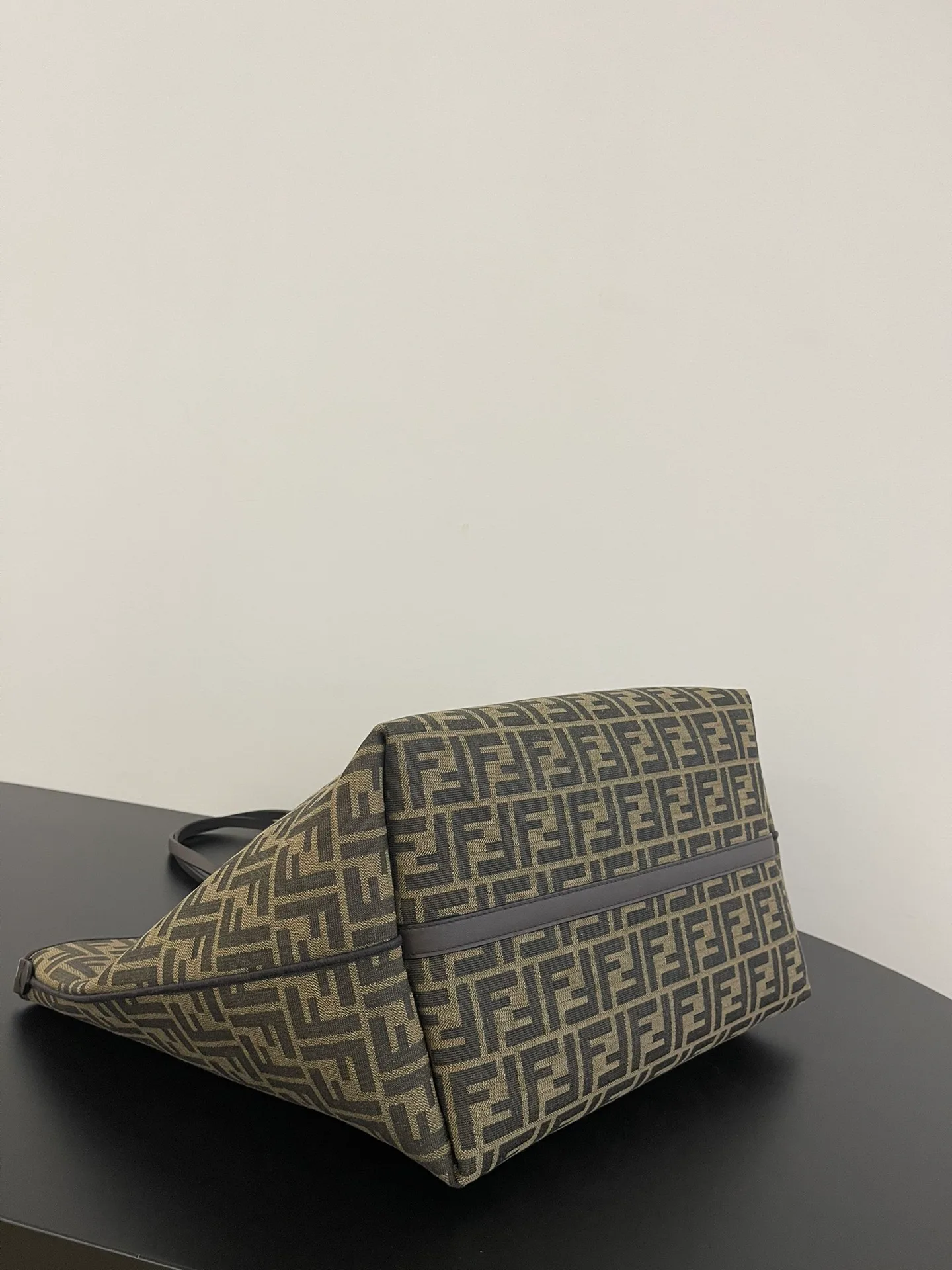 Классические Сумки Женские Fendi 13234556