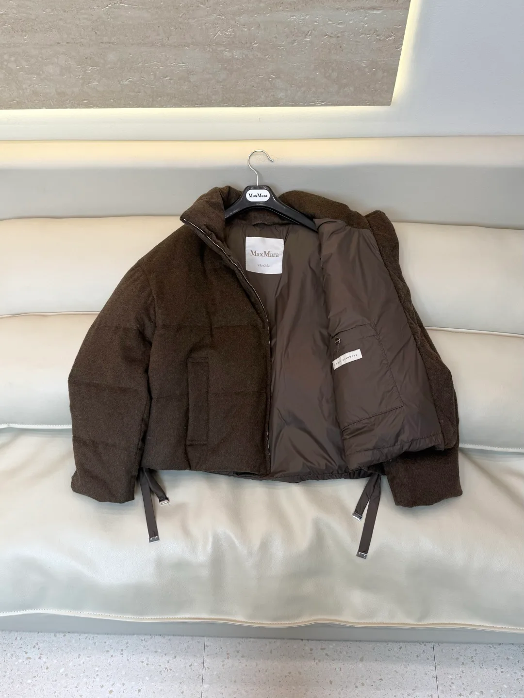 Куртки И Пуховики Женские Max Mara 18379601