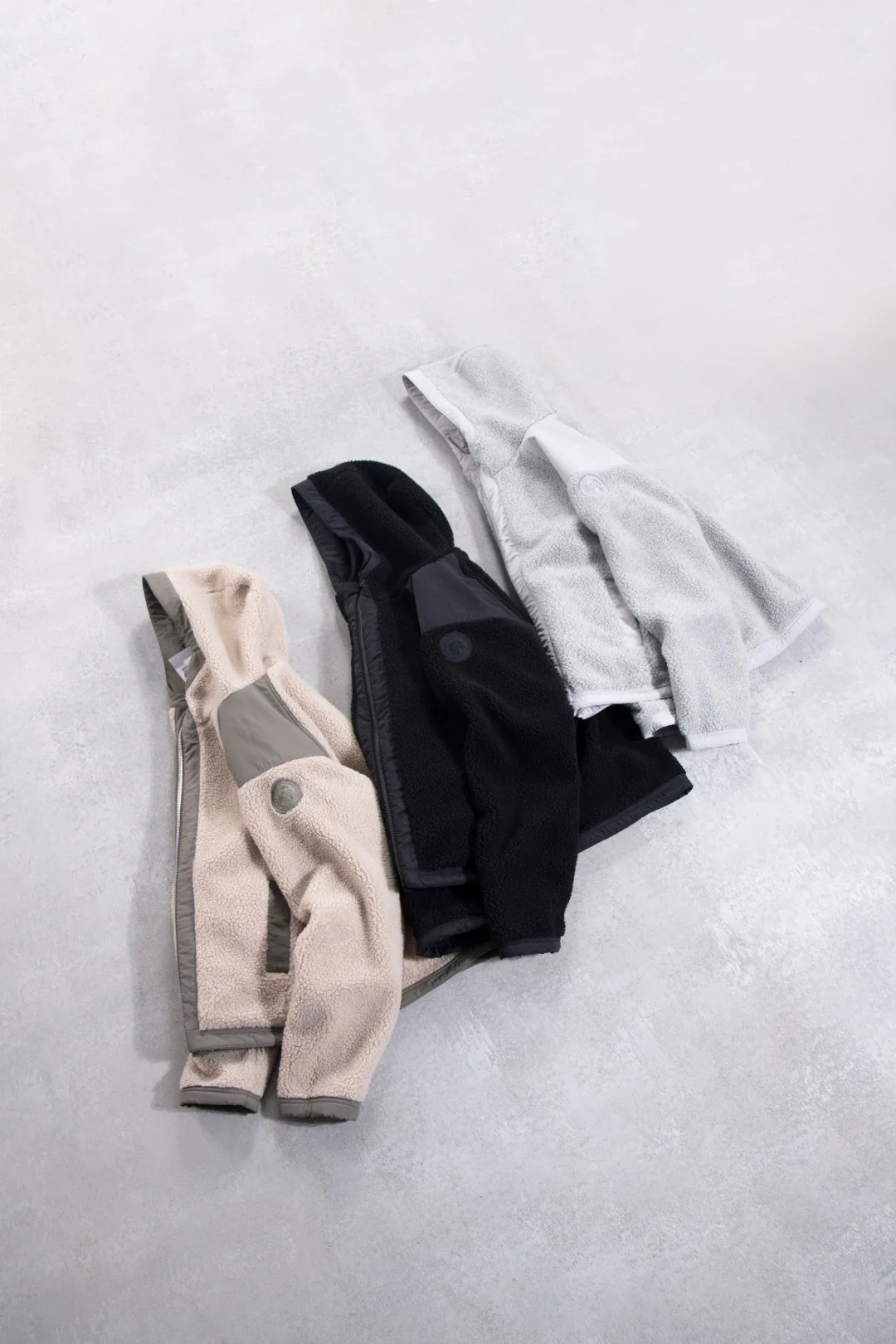 Куртки И Пуховики Женские Canada Goose 687137