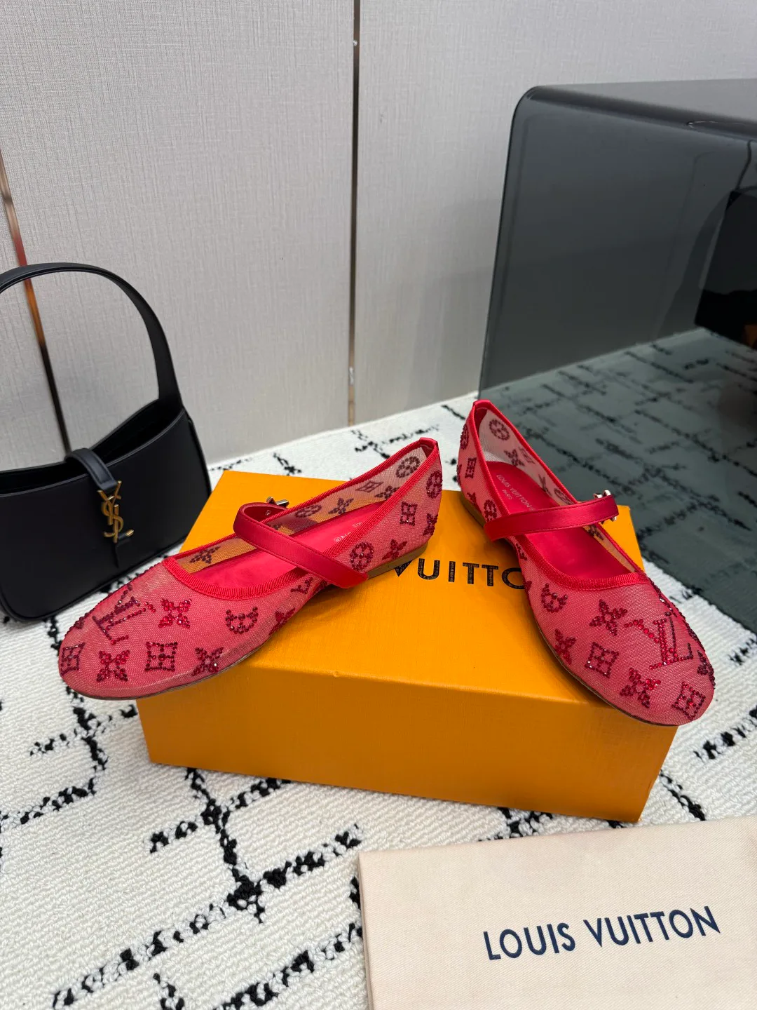 Балетки Женские Louis Vuitton 17947018