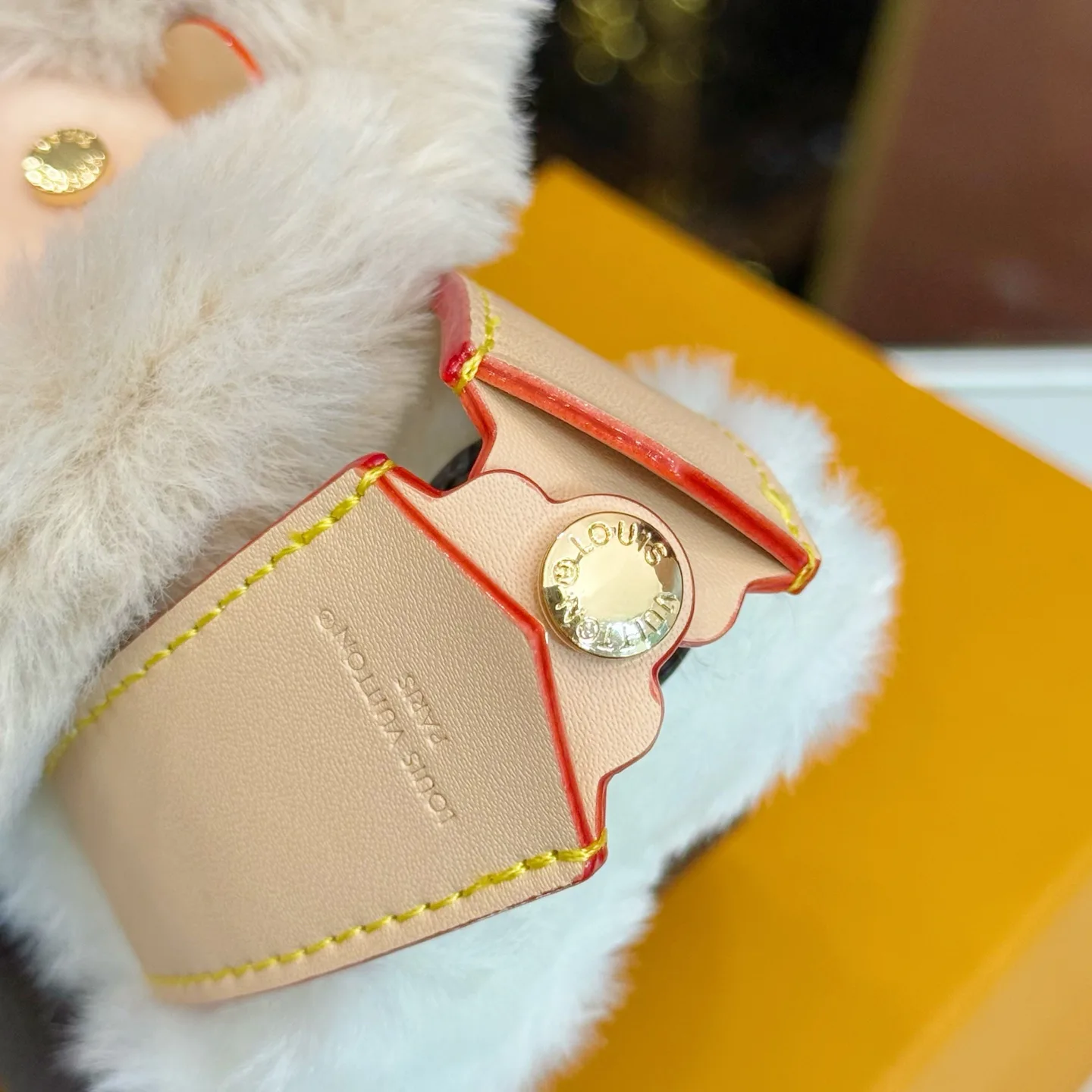 Ключницы Louis Vuitton 17886406