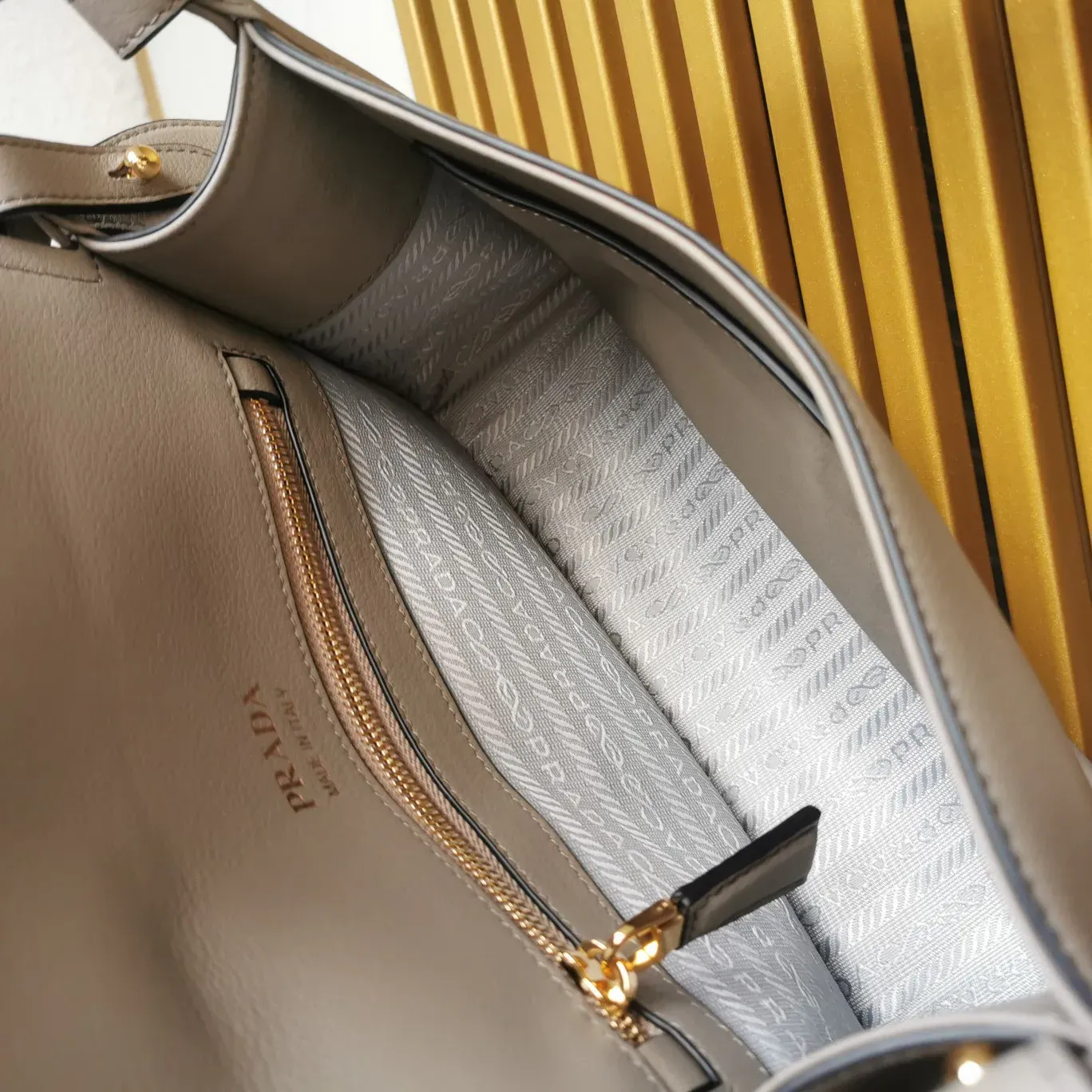 Сумки На Ремне Женские Prada 87209