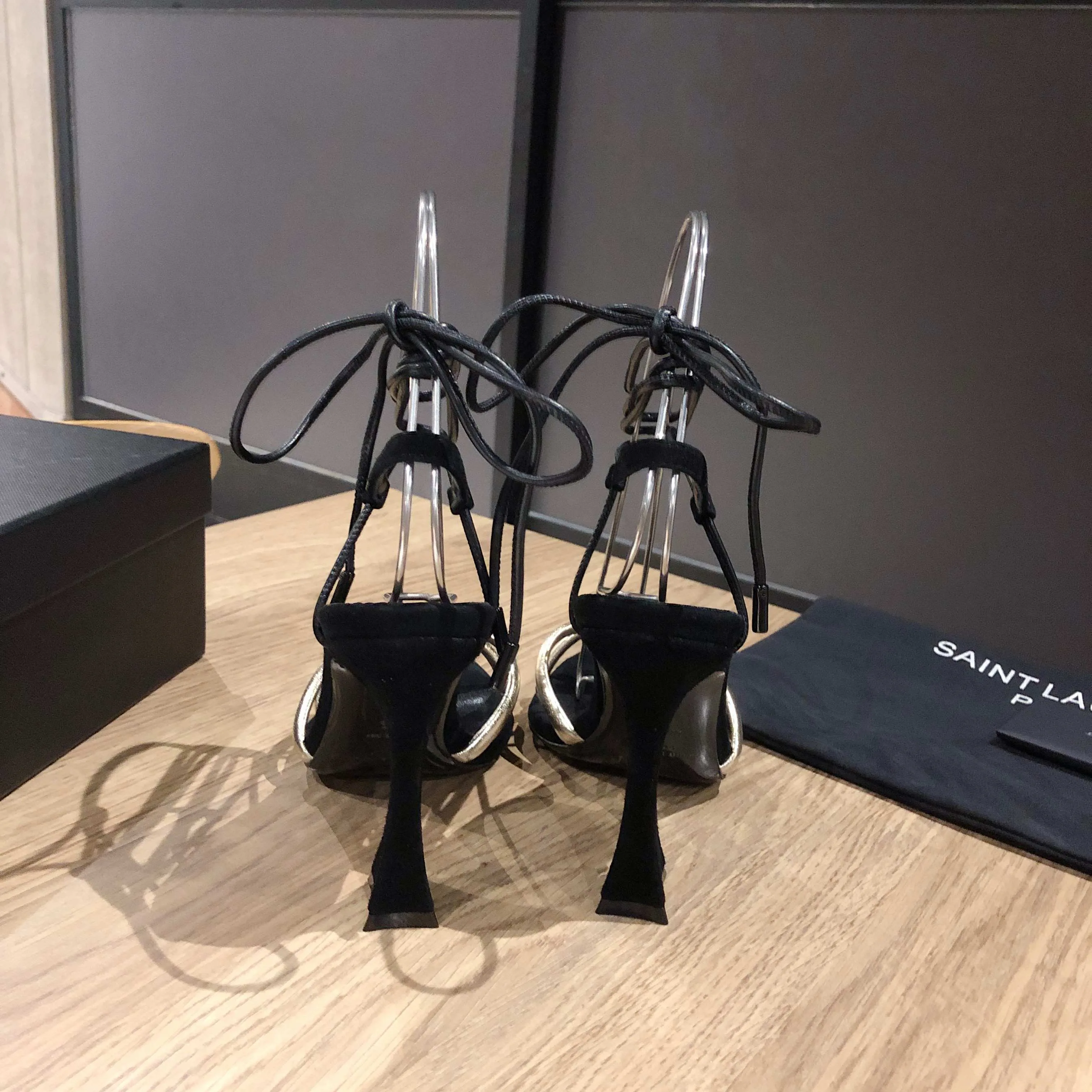 Босоножки Женские Saint Laurent 11220451