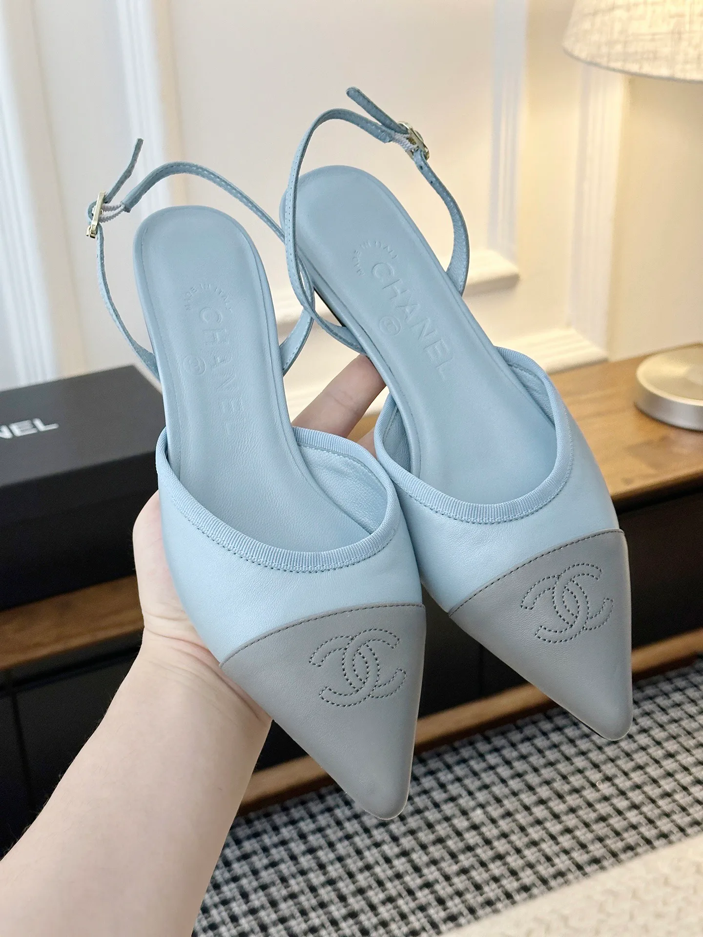 Туфли Женские Chanel 11508680