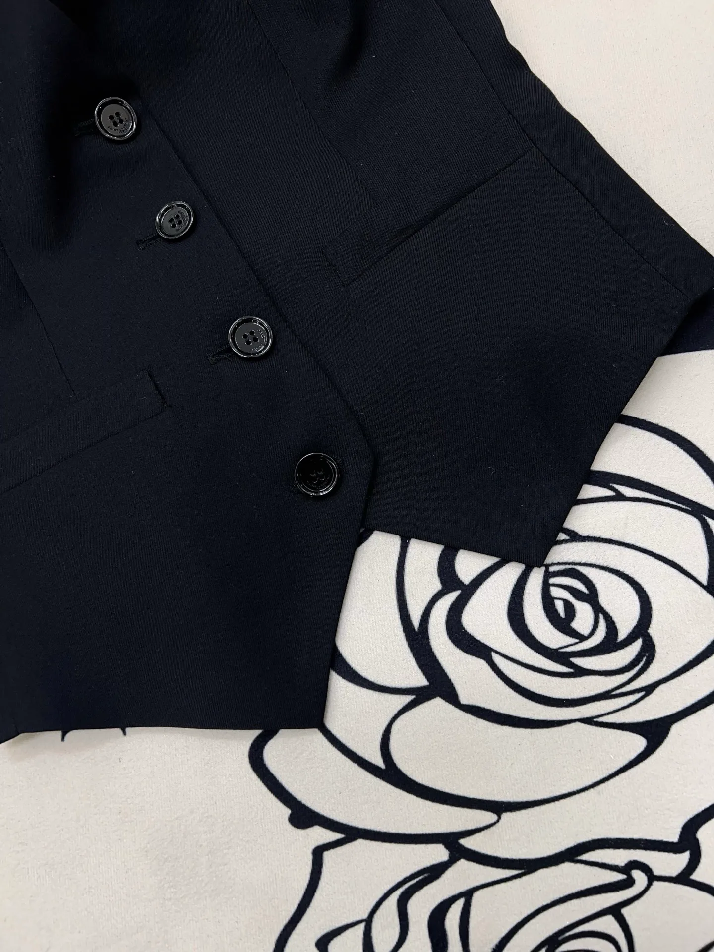Жилеты Женские Saint Laurent 18344101