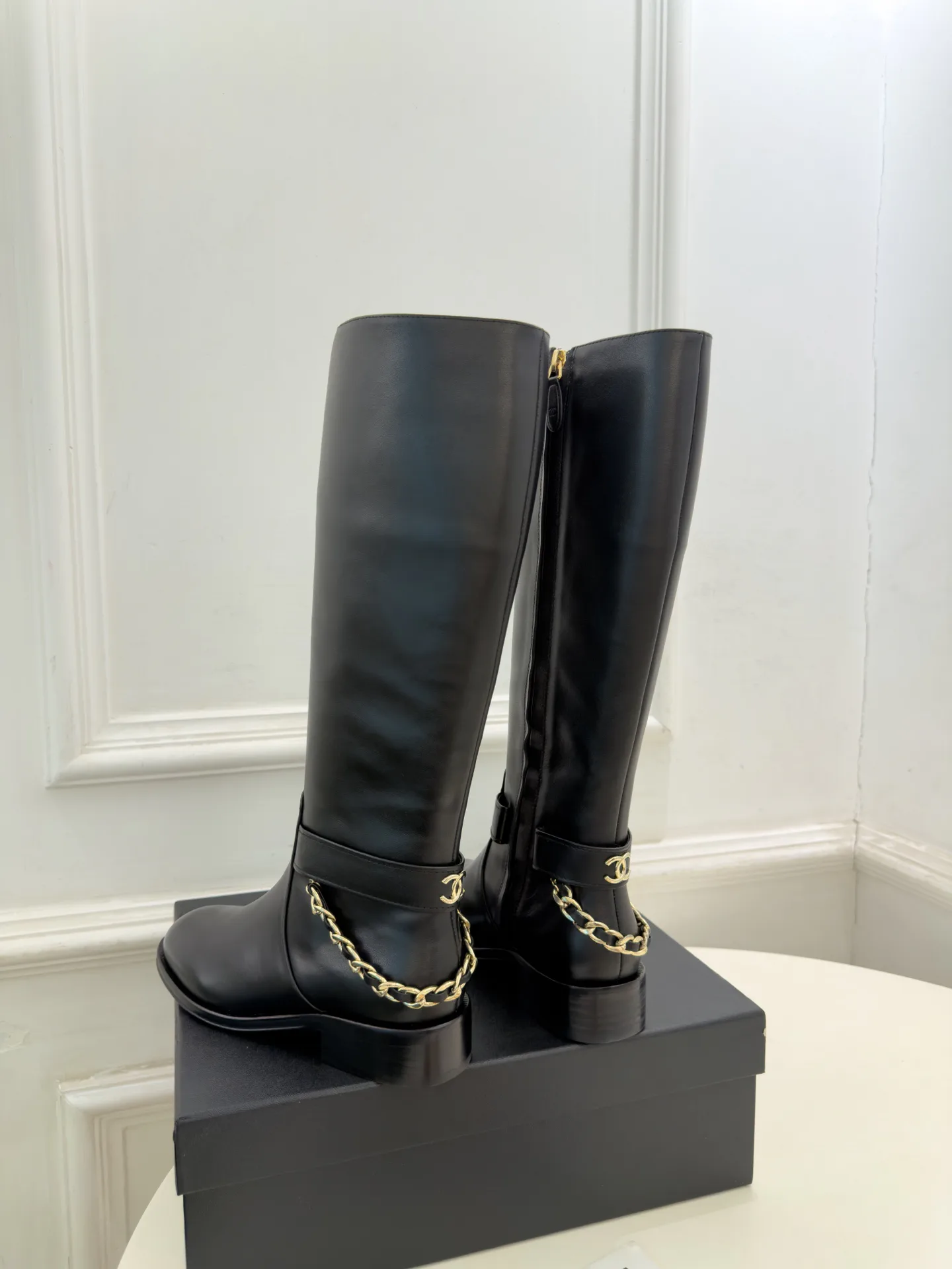 Сапоги Женские Chanel 18370251