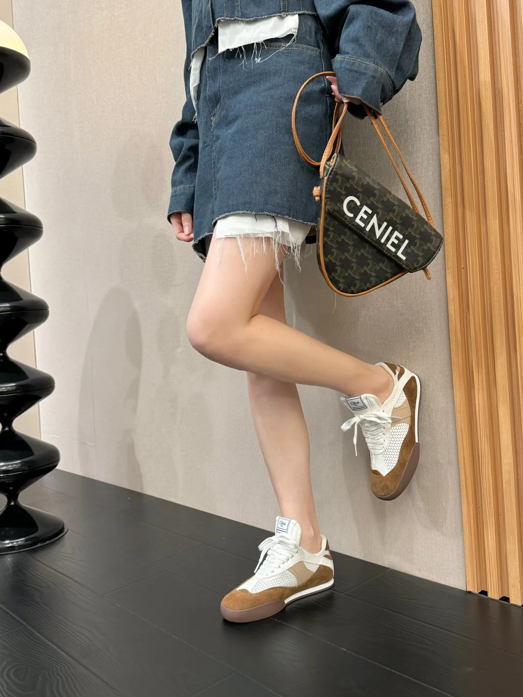 Кроссовки Женские Chloe 313232