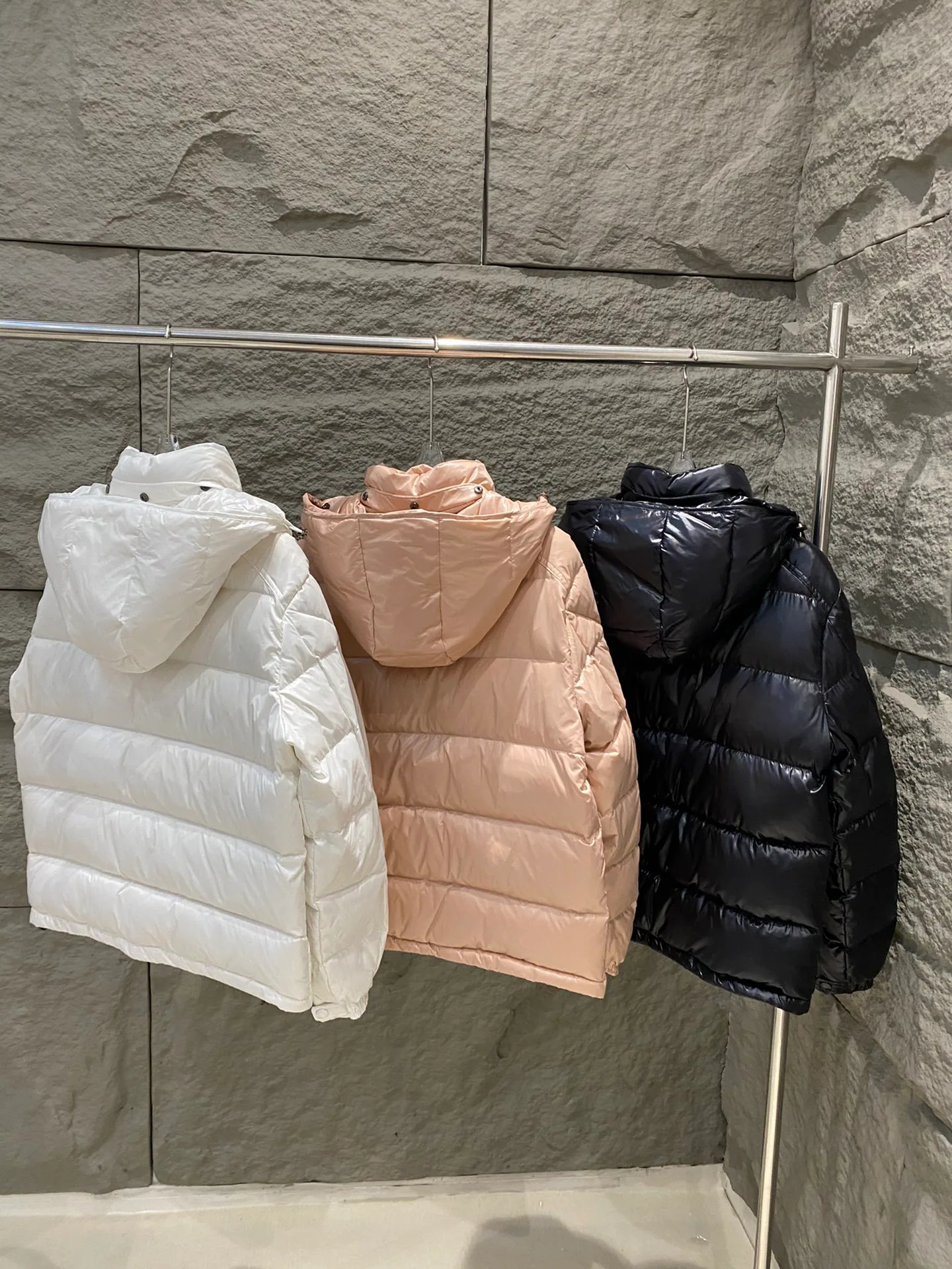 Куртки И Пуховики Женские Moncler 134192