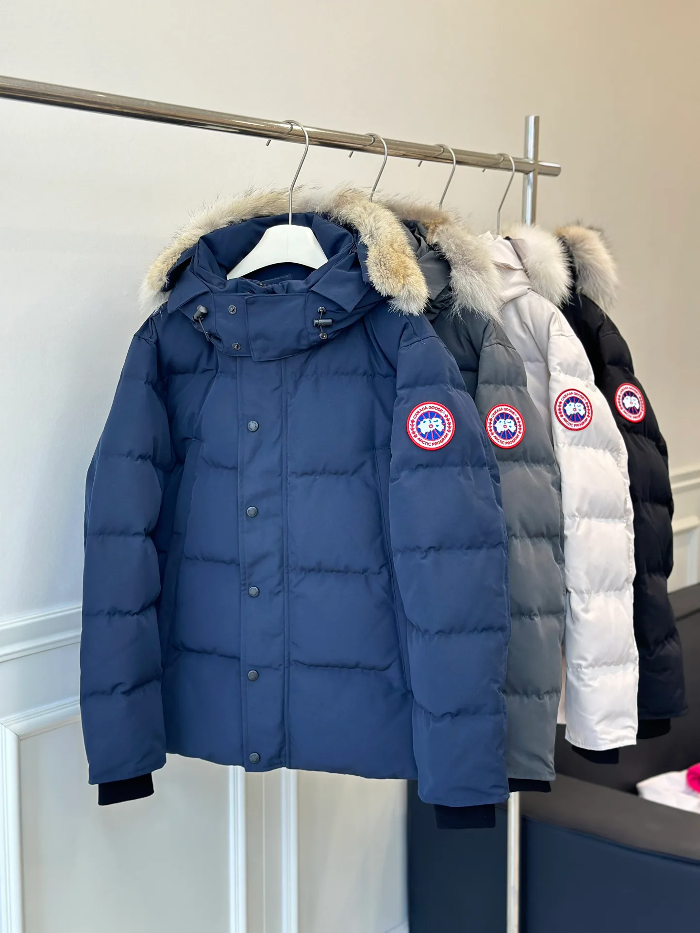 Куртки И Пуховики Мужские Canada Goose 5494153