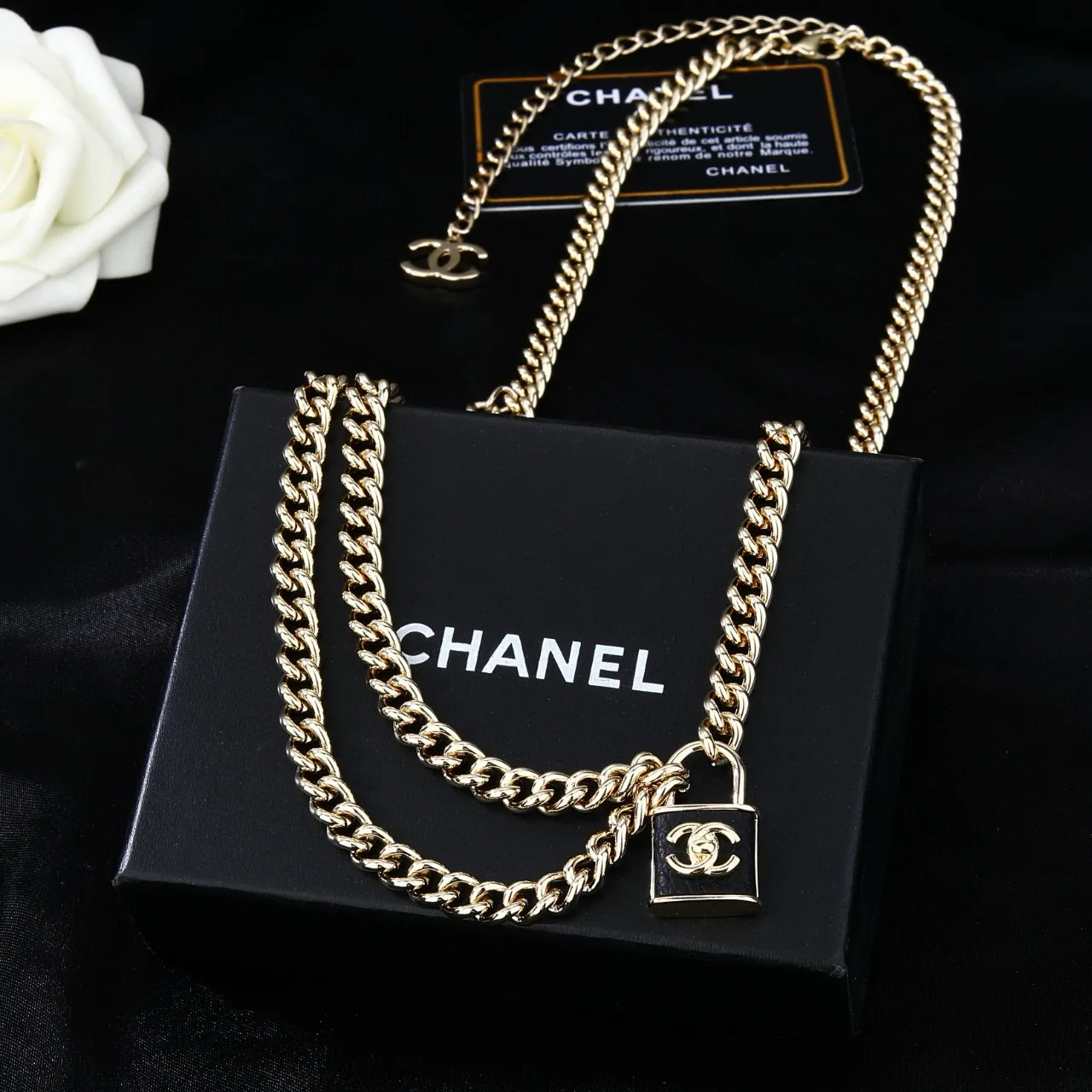 Ремни Chanel 11240573