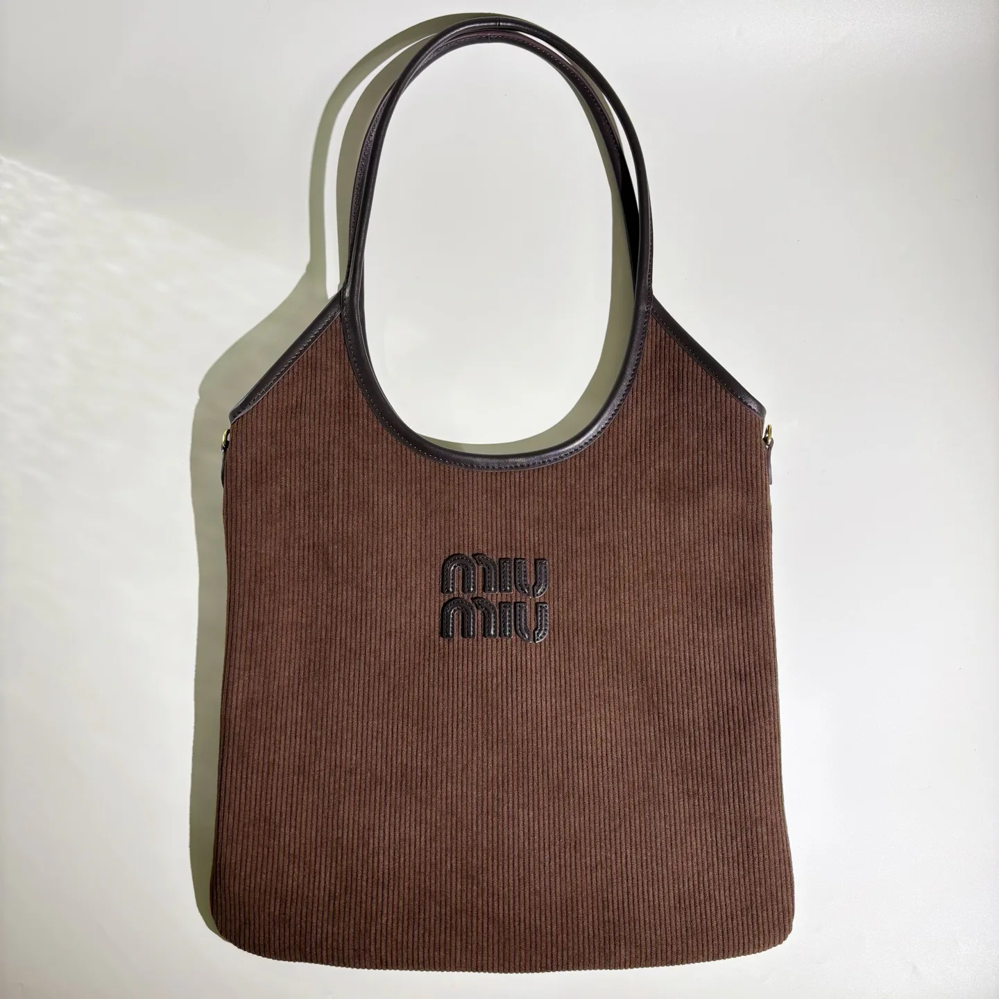 Классические Сумки Женские Miu Miu 10105226