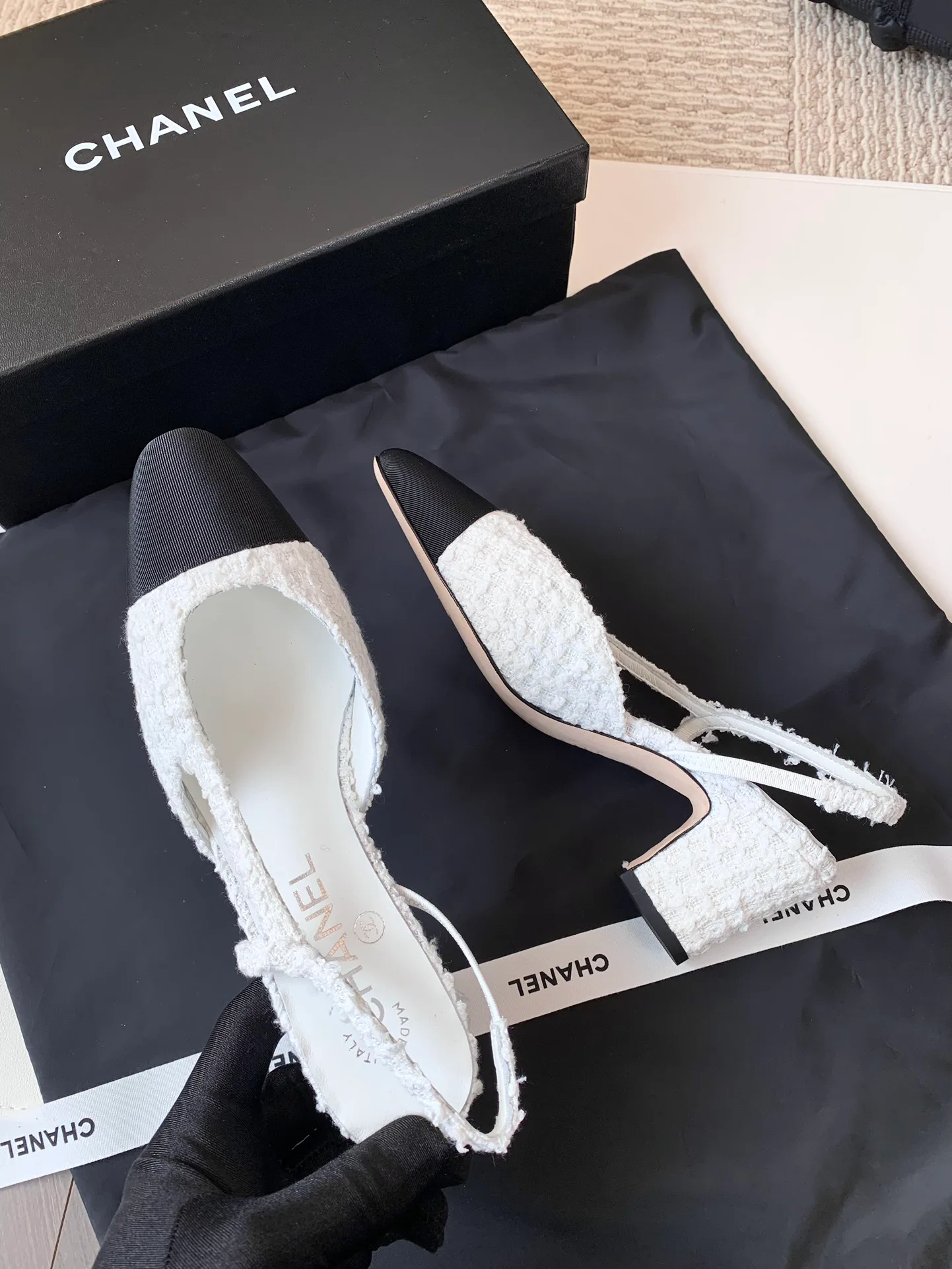 Босоножки Женские Chanel 12973506