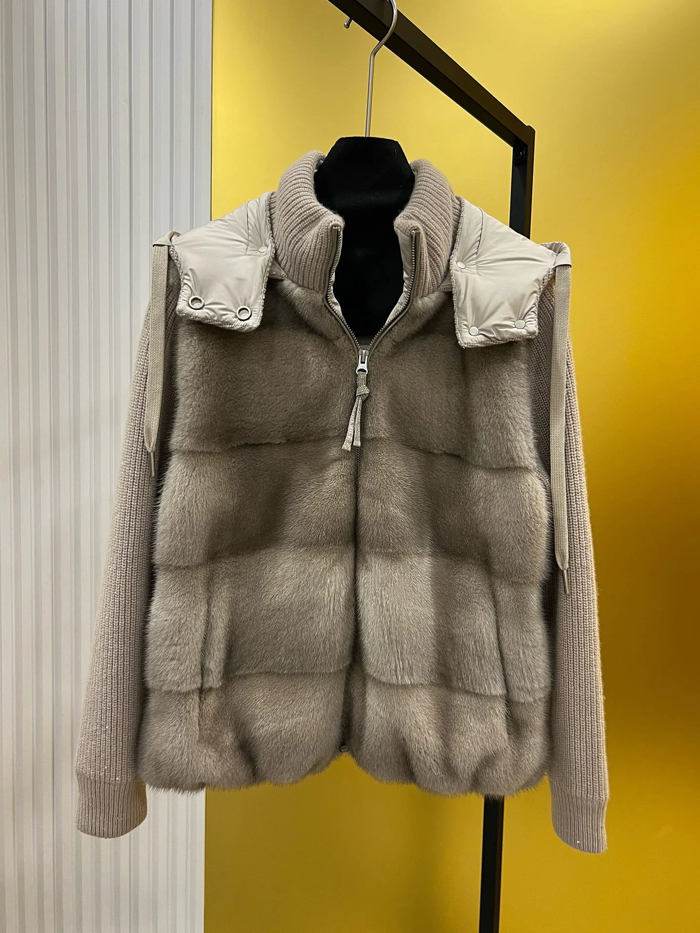 Куртки Женские Brunello Cucinelli 120269