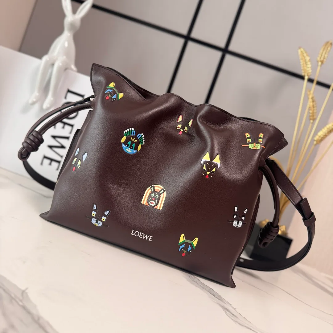 Классические Сумки Женские Loewe 11674688
