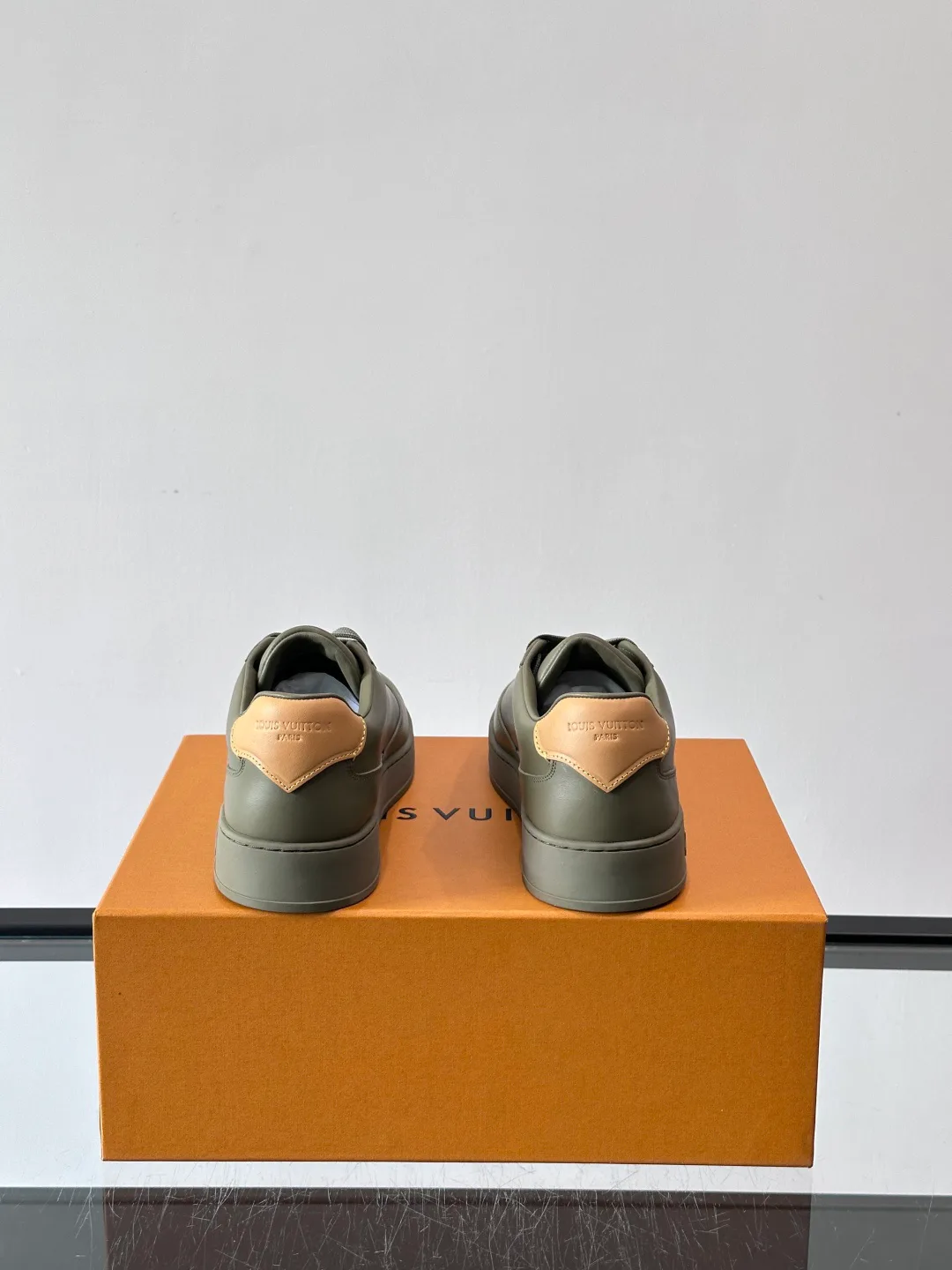 Кеды Женские Louis Vuitton 469708