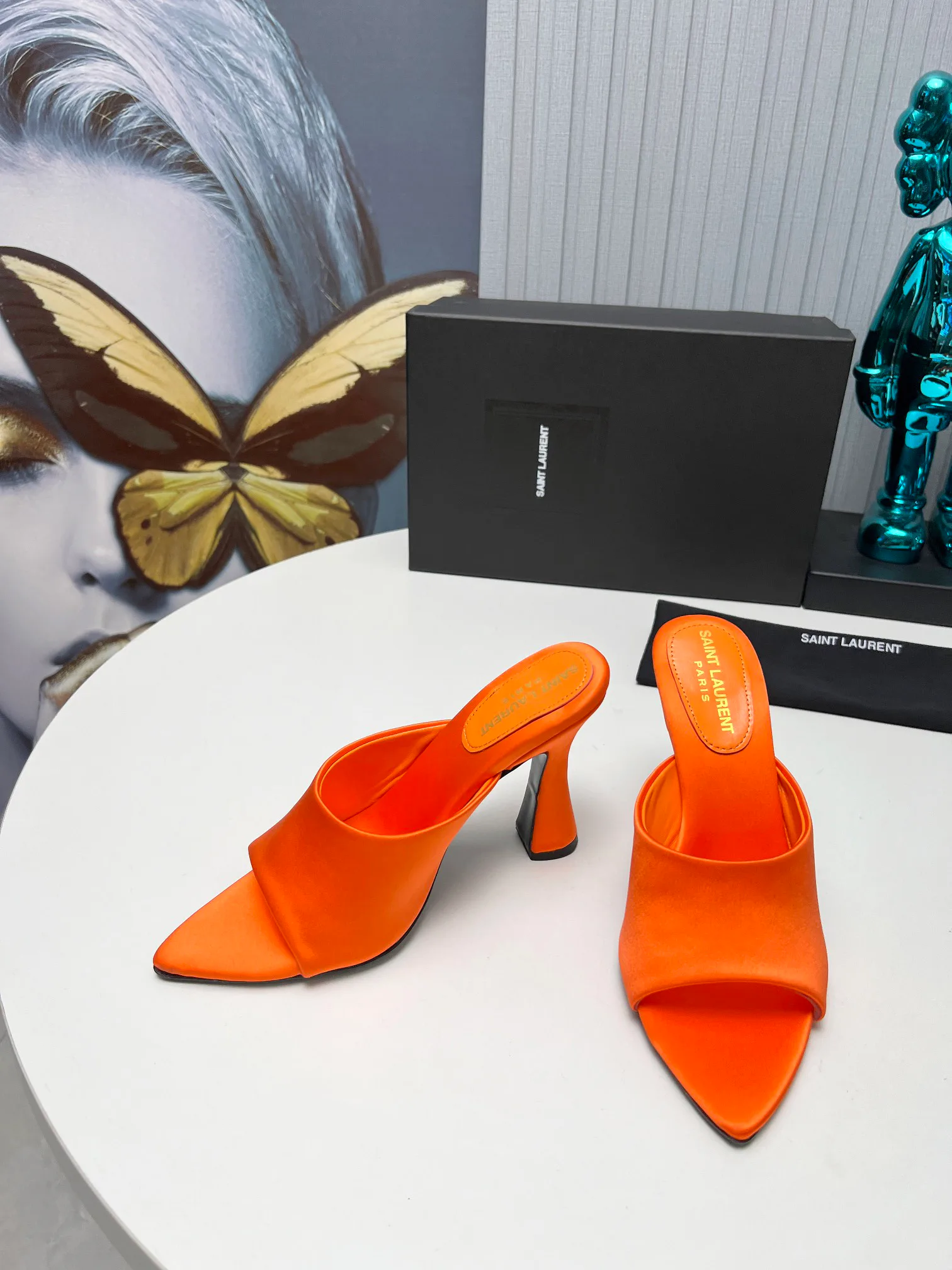 Босоножки Женские Saint Laurent 7184878