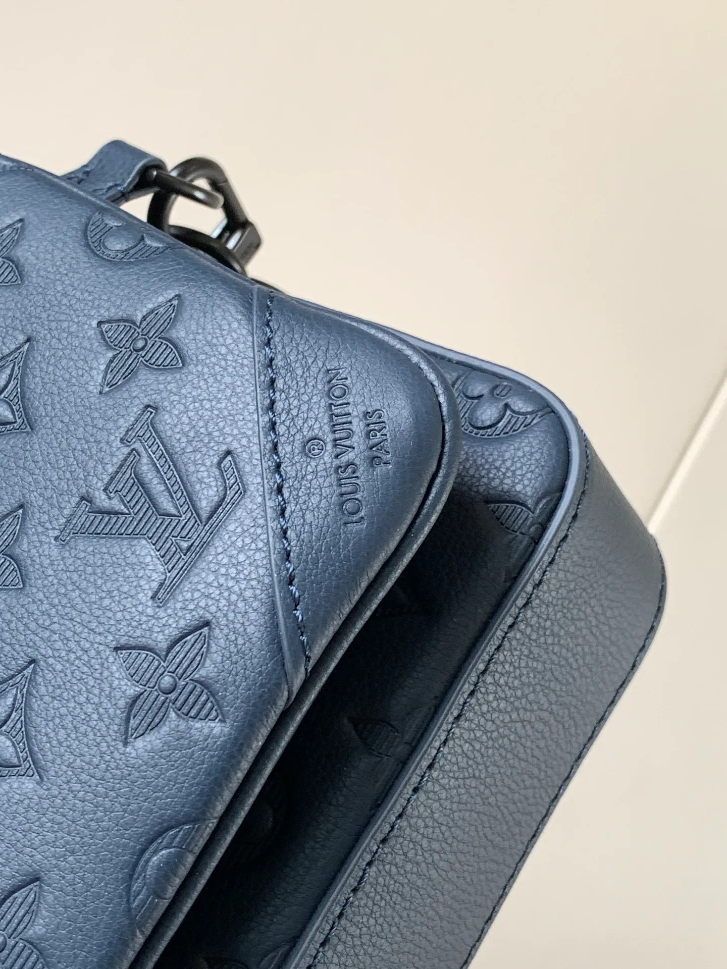 Сумки На Ремне Женские Louis Vuitton 369603