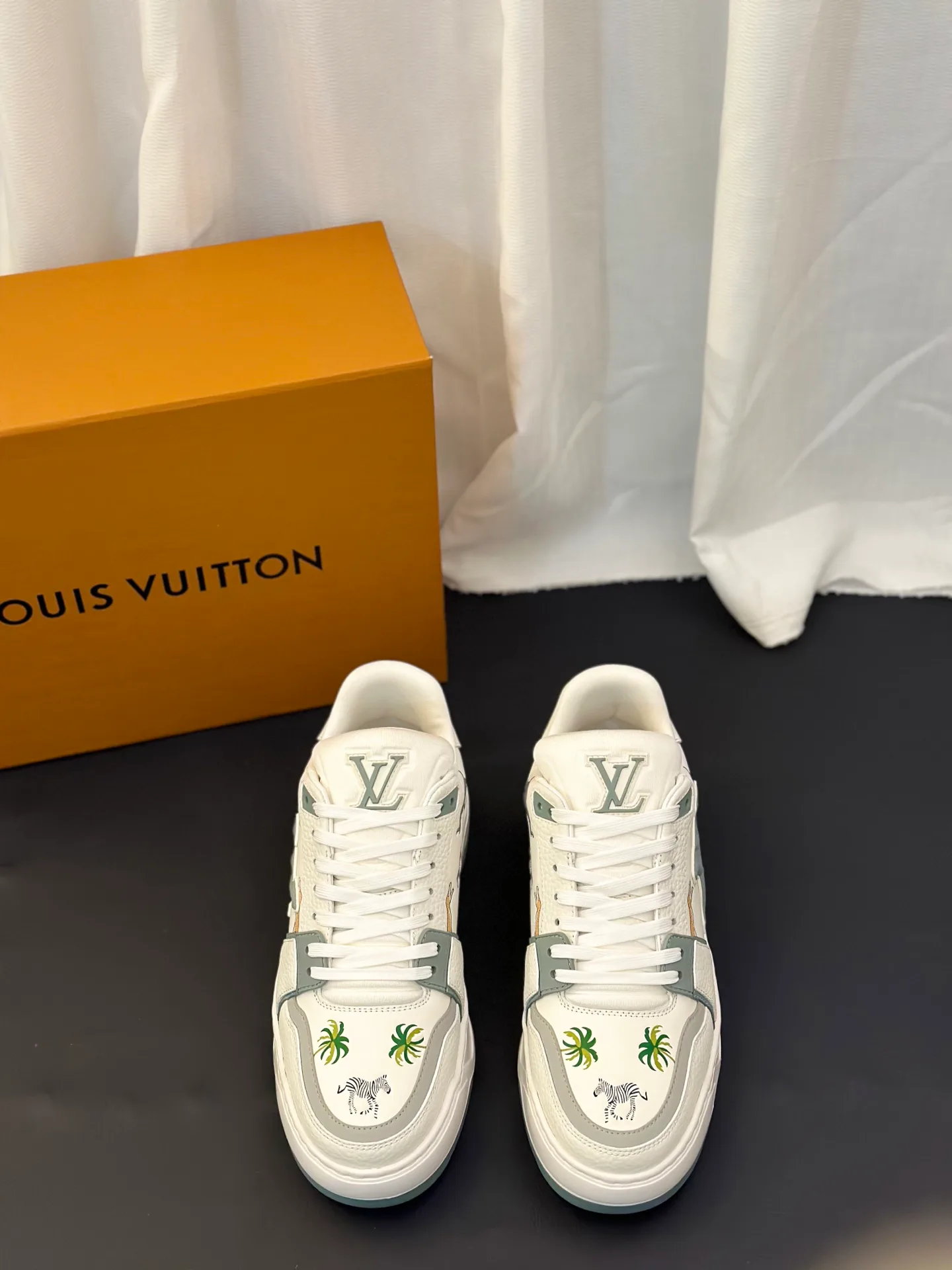 Кроссовки Мужские Louis Vuitton 1801565