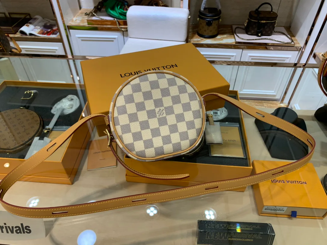 Сумки На Ремне Женские Louis Vuitton 1270592