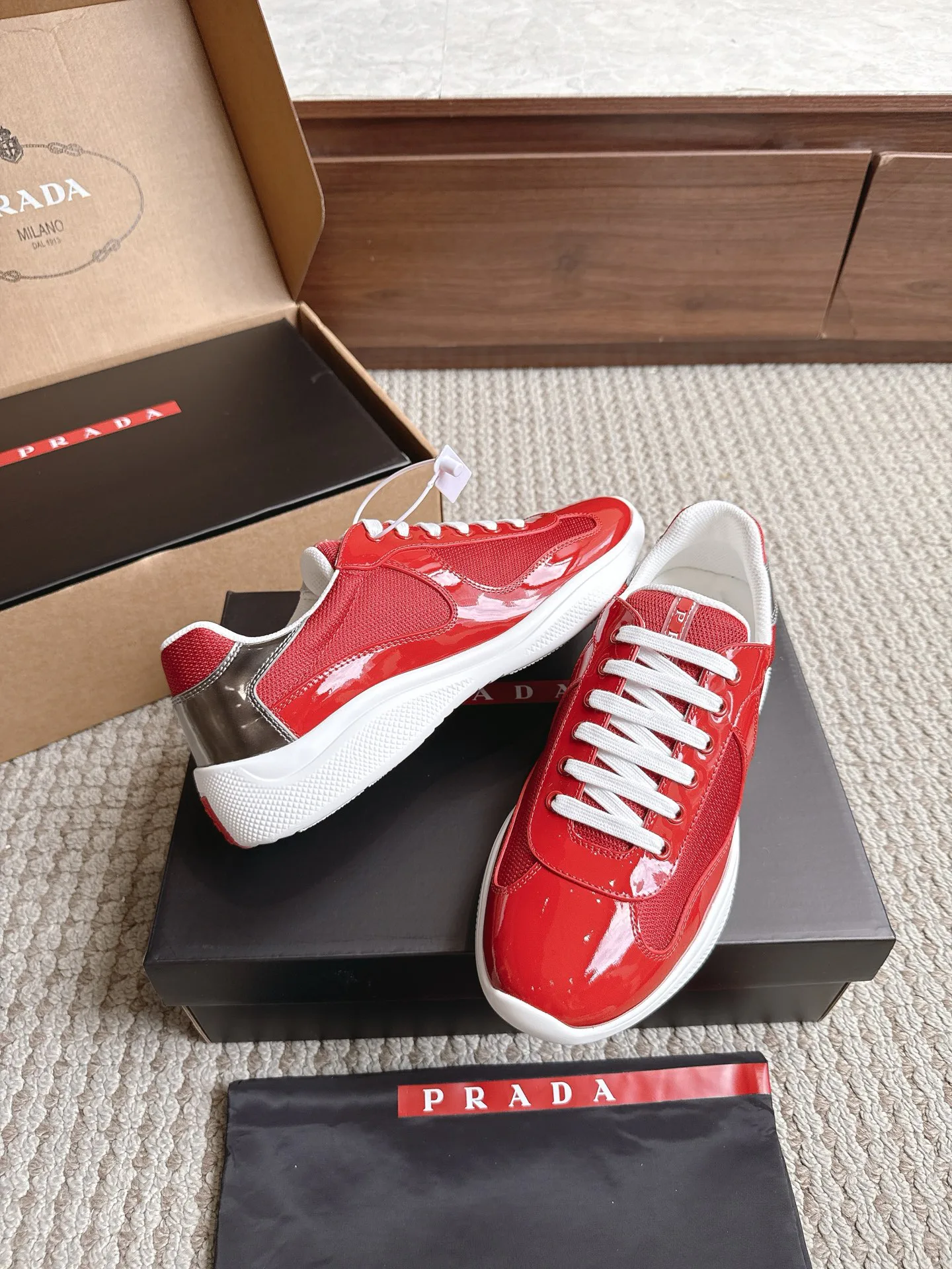 Кроссовки Женские Prada 17470451