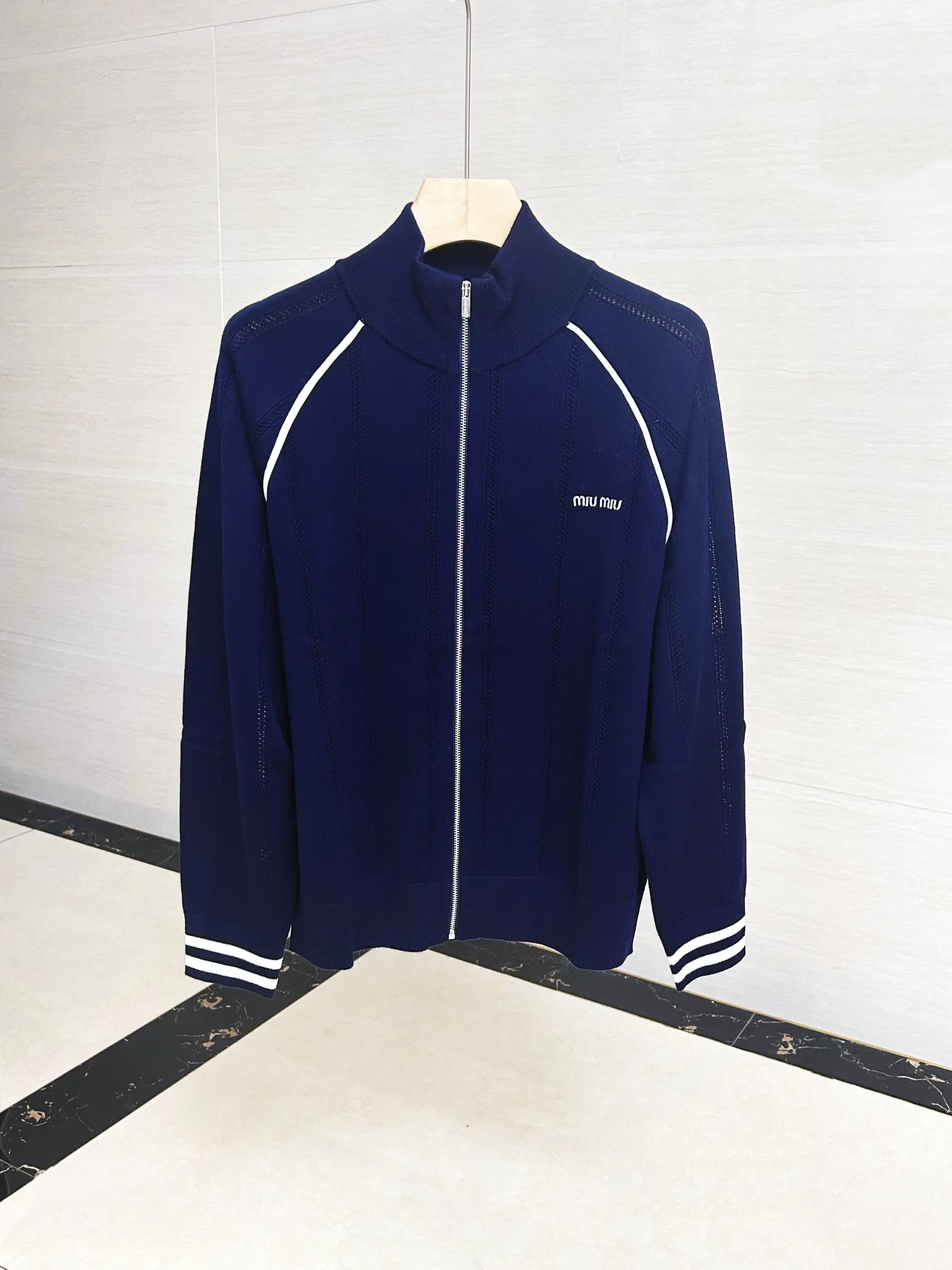 Джемперы Женские Miu Miu 135143