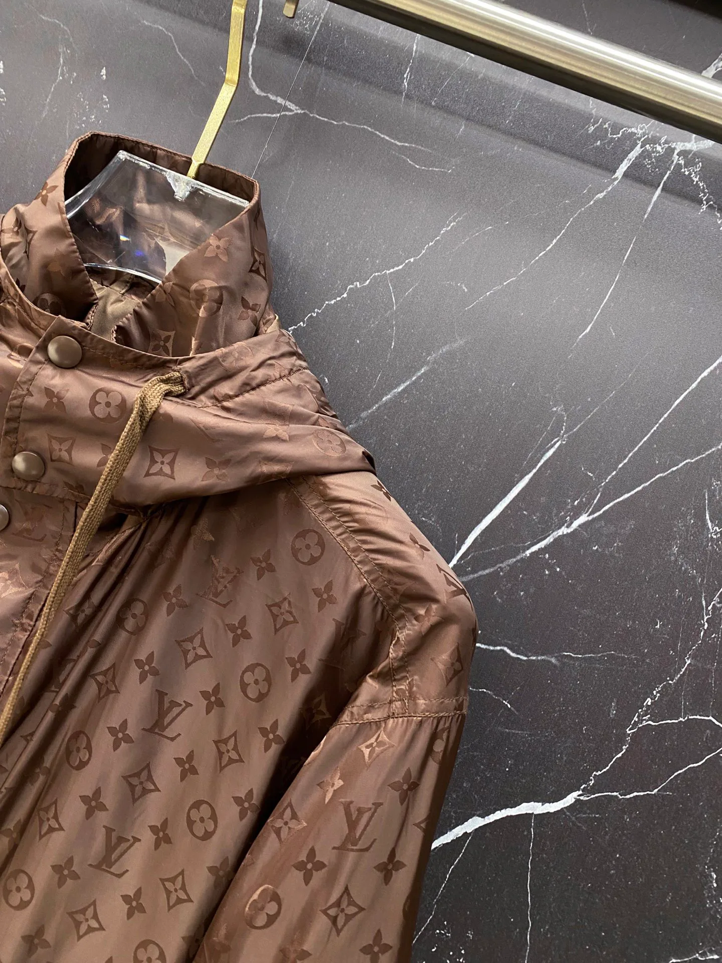 Куртки И Пуховики Мужские Louis Vuitton 10163428