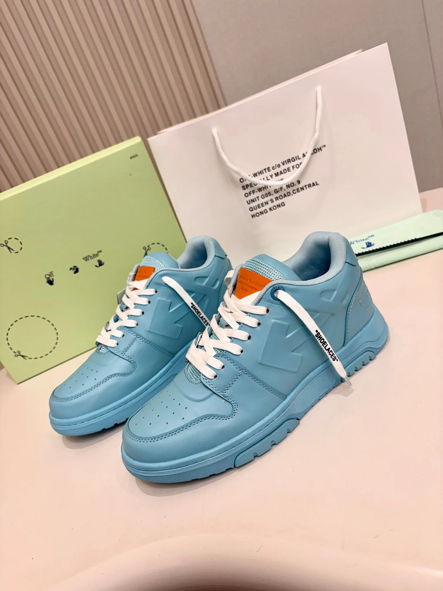 Кроссовки Женские Off-White 18158667