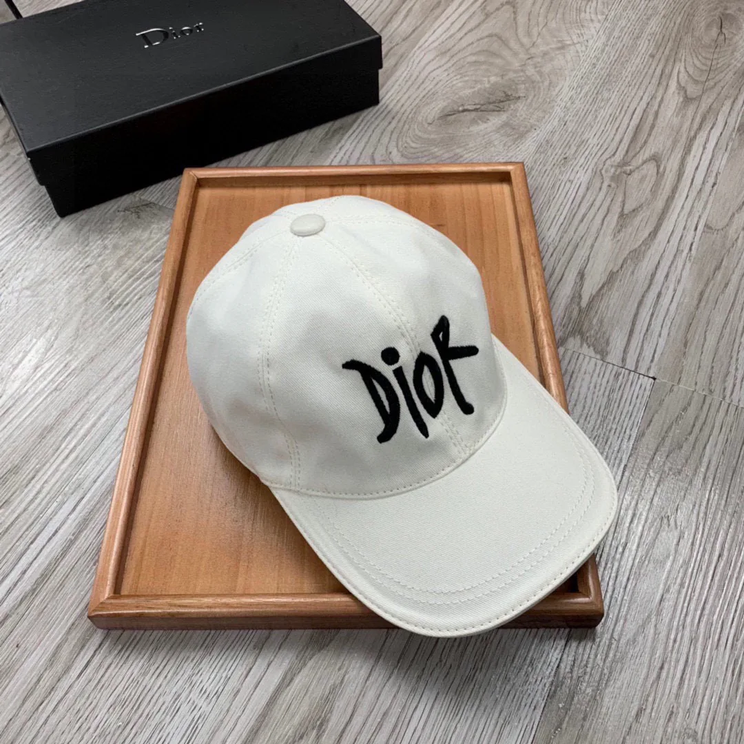 Головные Уборы Christian Dior 12882078