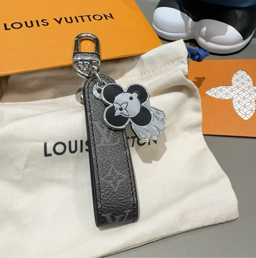 Ключницы Louis Vuitton 822796