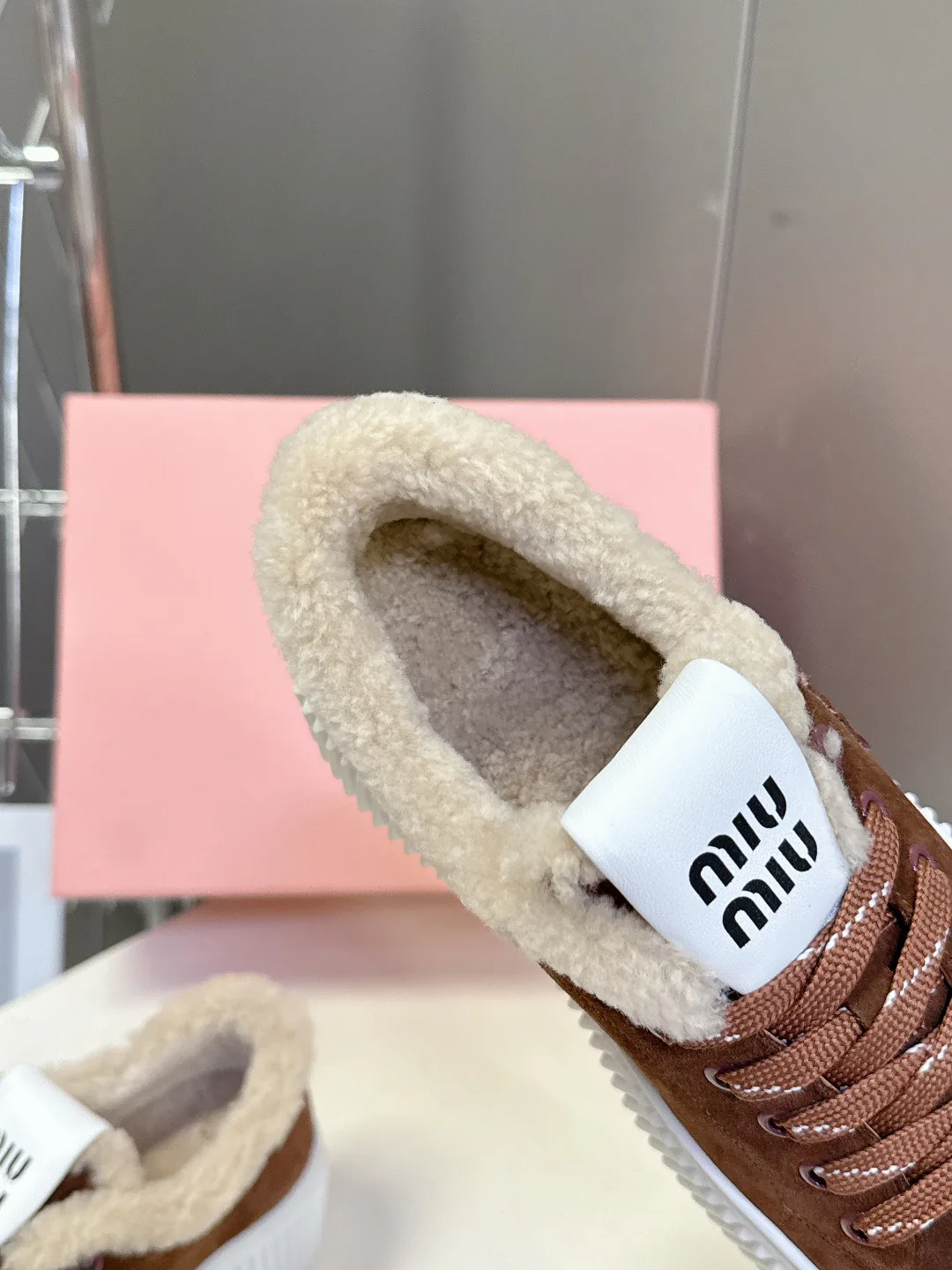 Кроссовки Женские Miu Miu 18693004