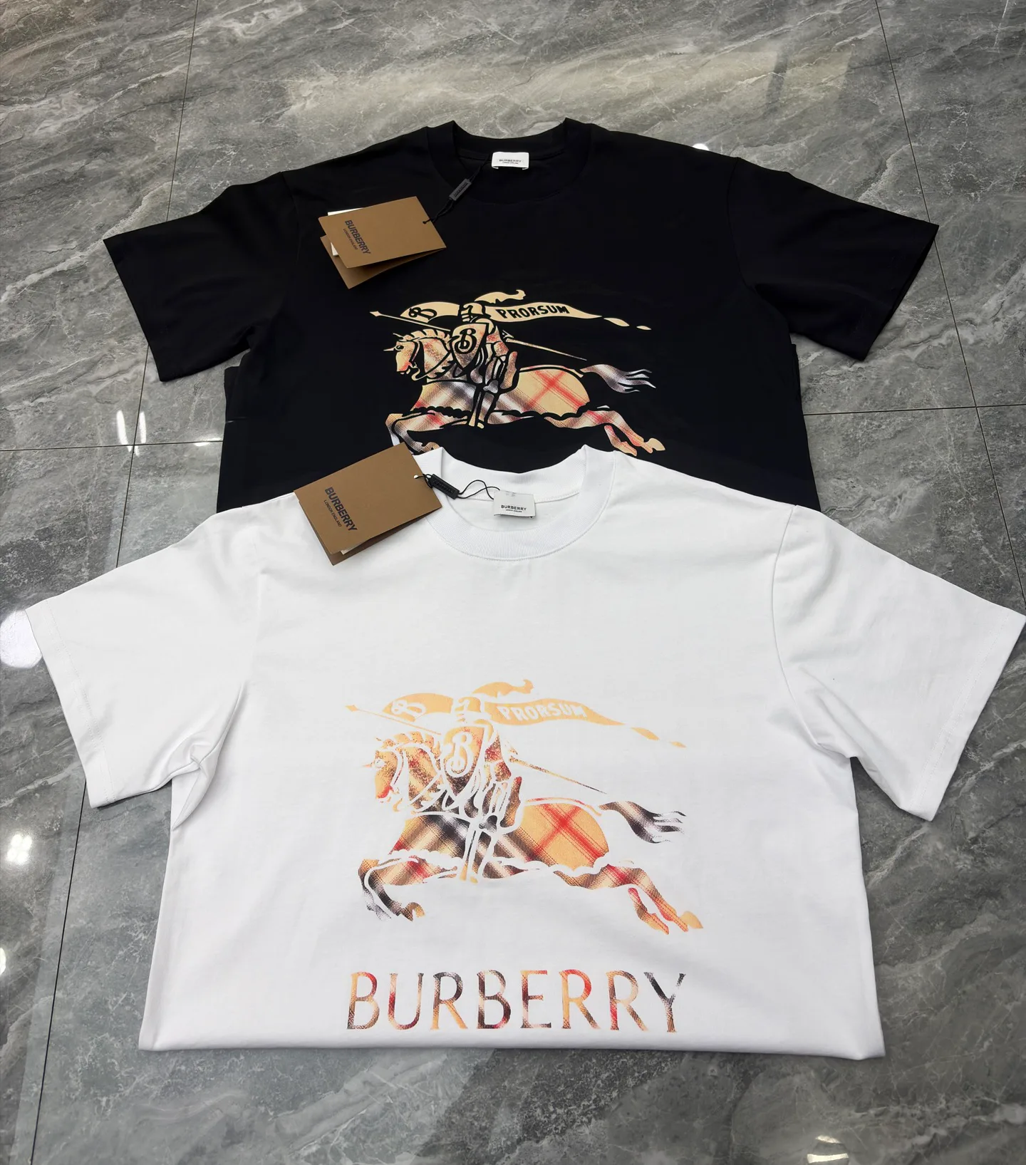 Футболки Женские Burberry 11424390
