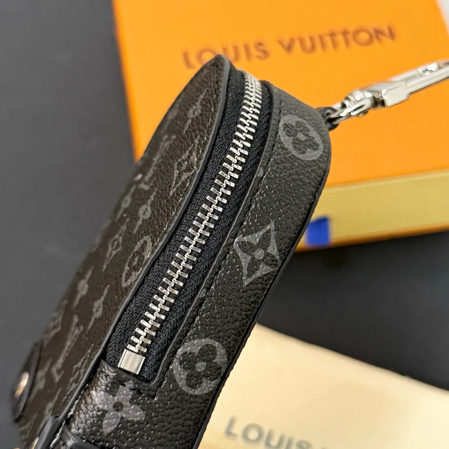 Клатчи Женские Louis Vuitton 13271461