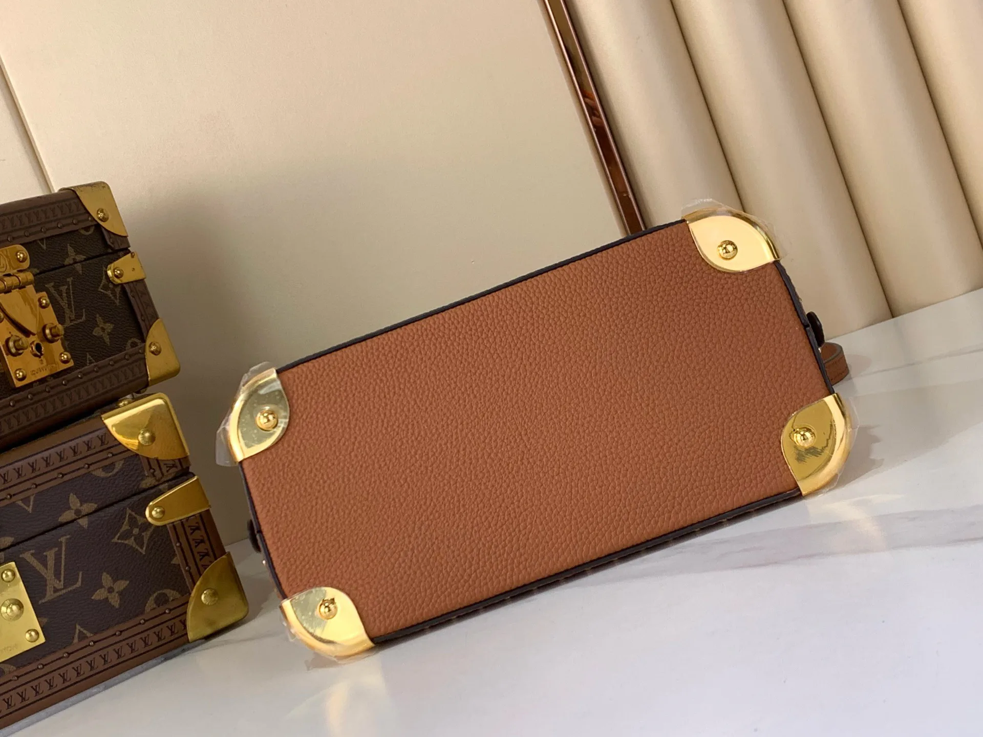 Классические Сумки Женские Louis Vuitton 13096117